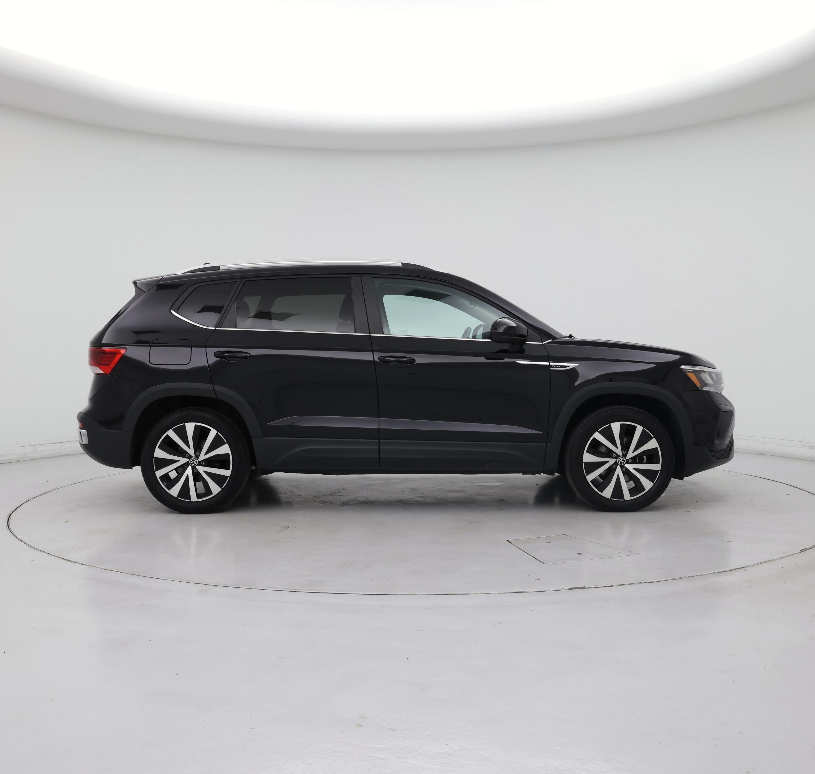 Thumbnail: 2022 Volkswagen Taos - 7