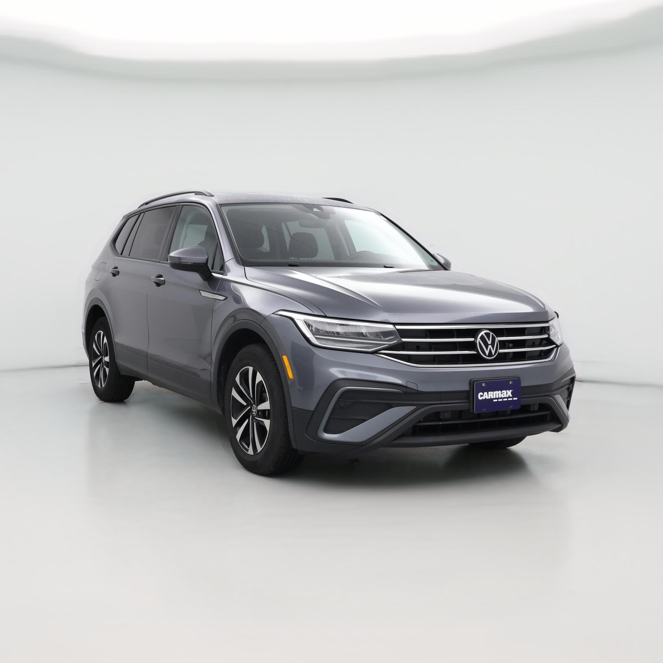 Thumbnail: 2023 Volkswagen Tiguan - 1