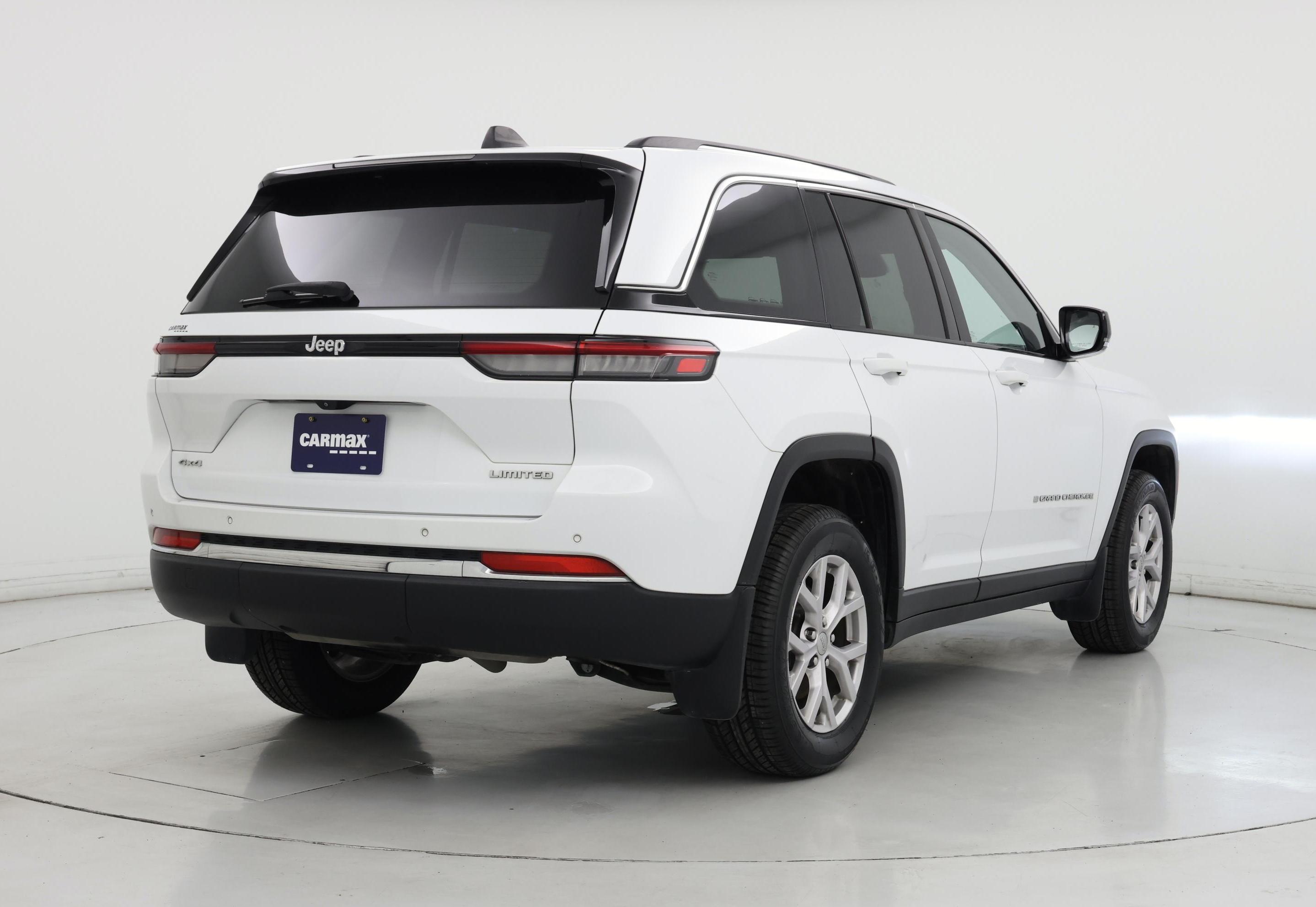 Thumbnail: 2022 Jeep Grand Cherokee - 8