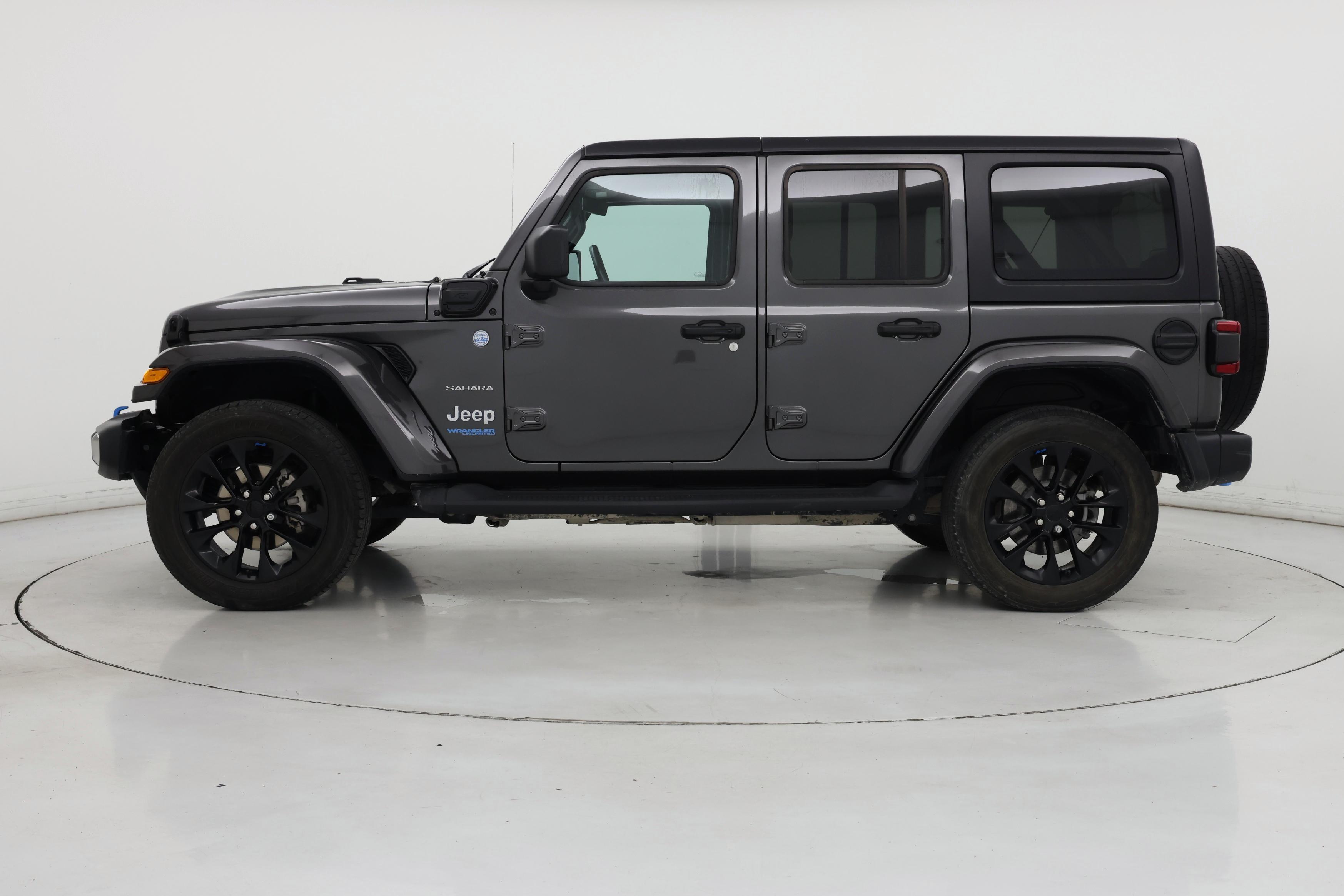 Thumbnail: 2022 Jeep Wrangler - 3