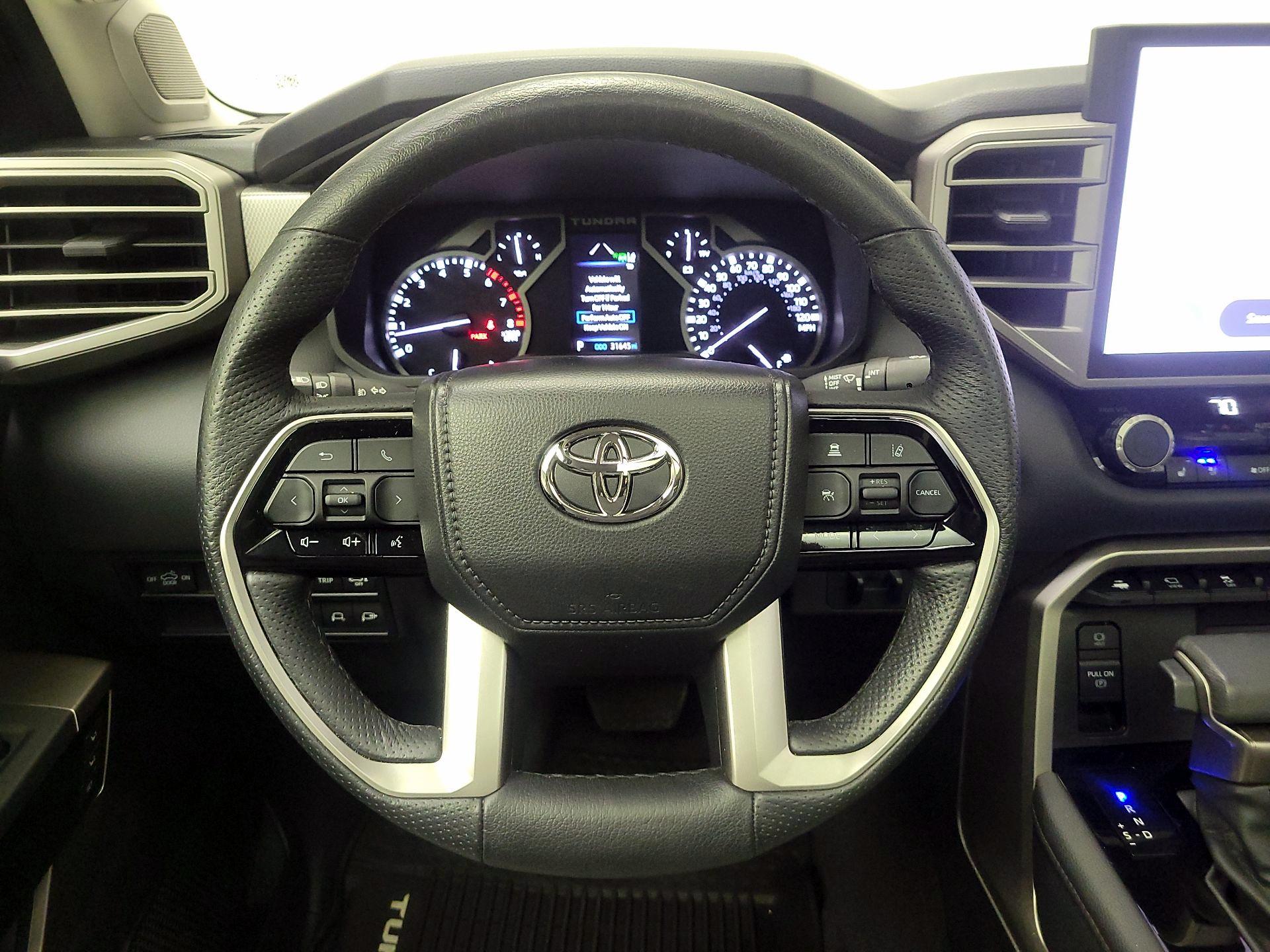 Thumbnail: 2022 Toyota Tundra - 10