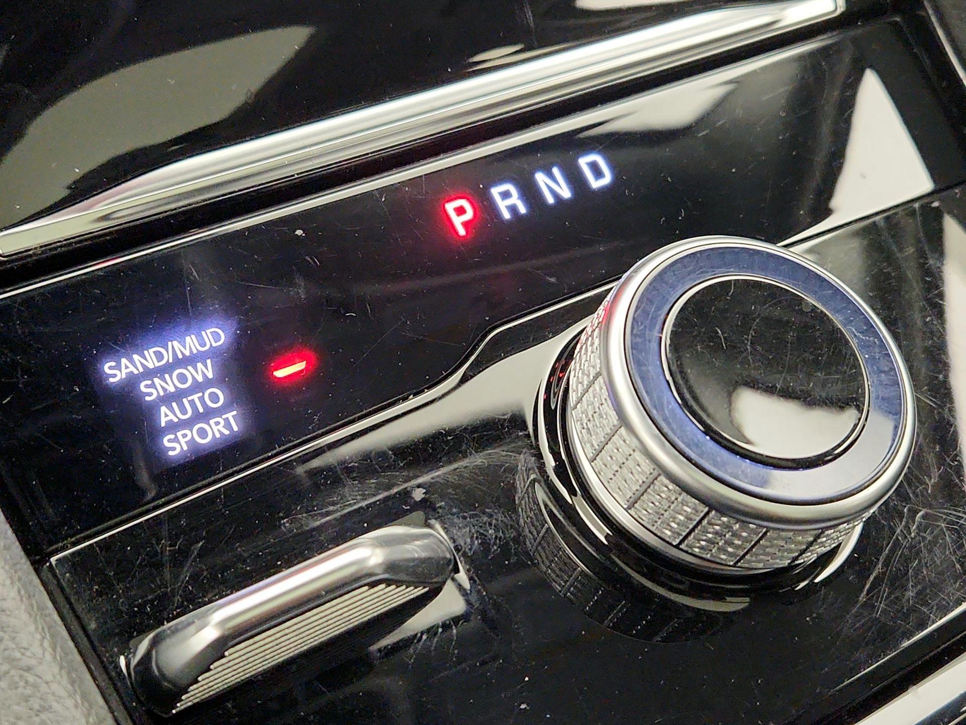 Thumbnail: 2022 Jeep Grand Cherokee - 18