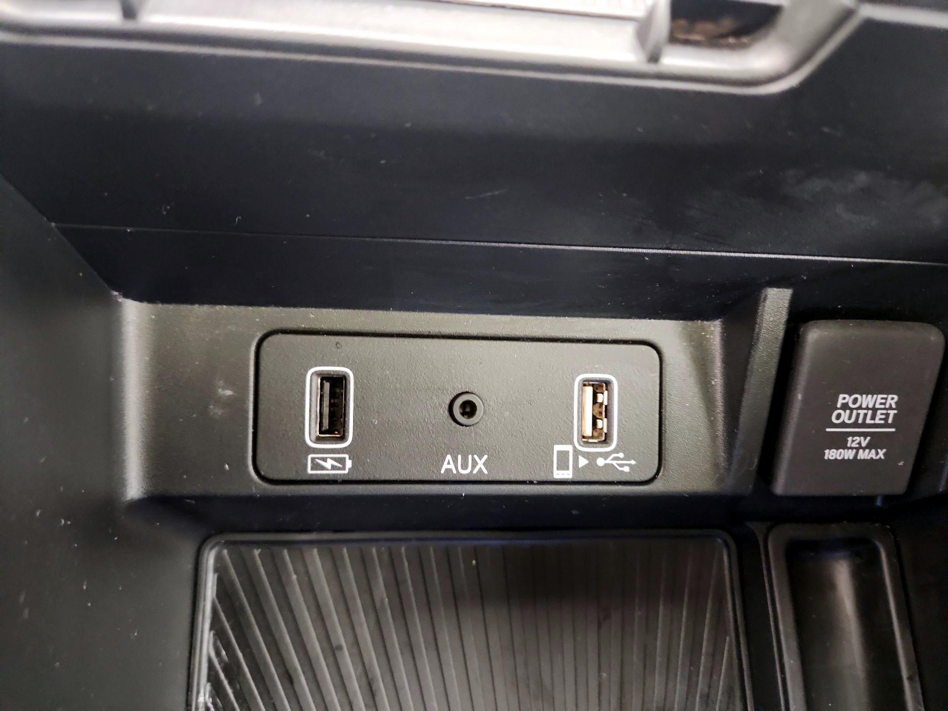 Thumbnail: 2022 Acura TLX - 19