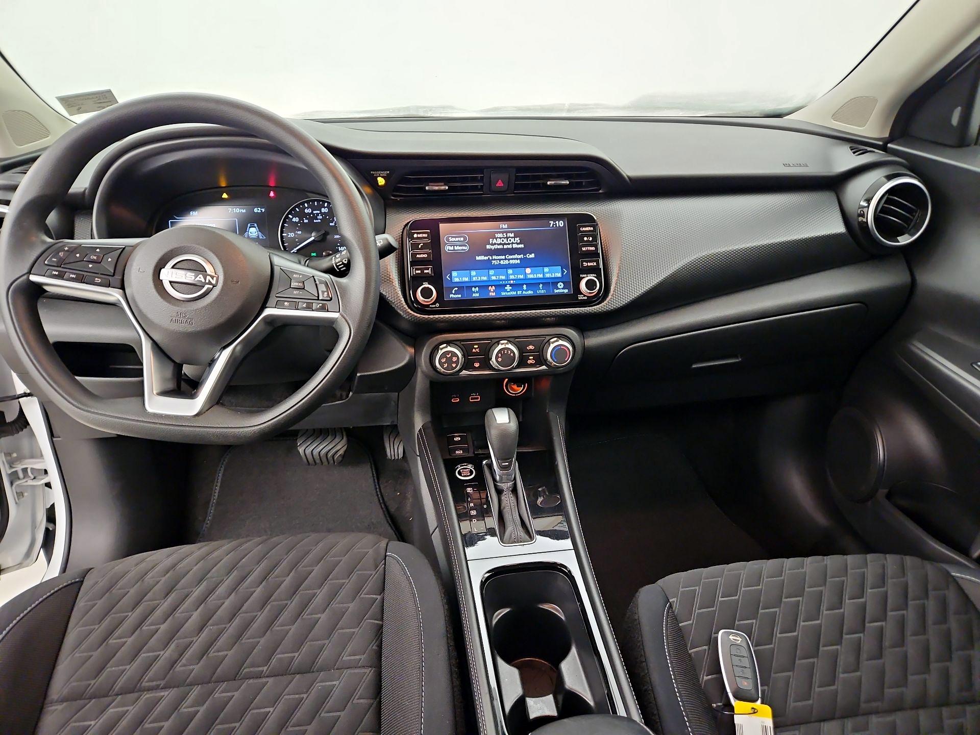 Thumbnail: 2023 Nissan Kicks - 9