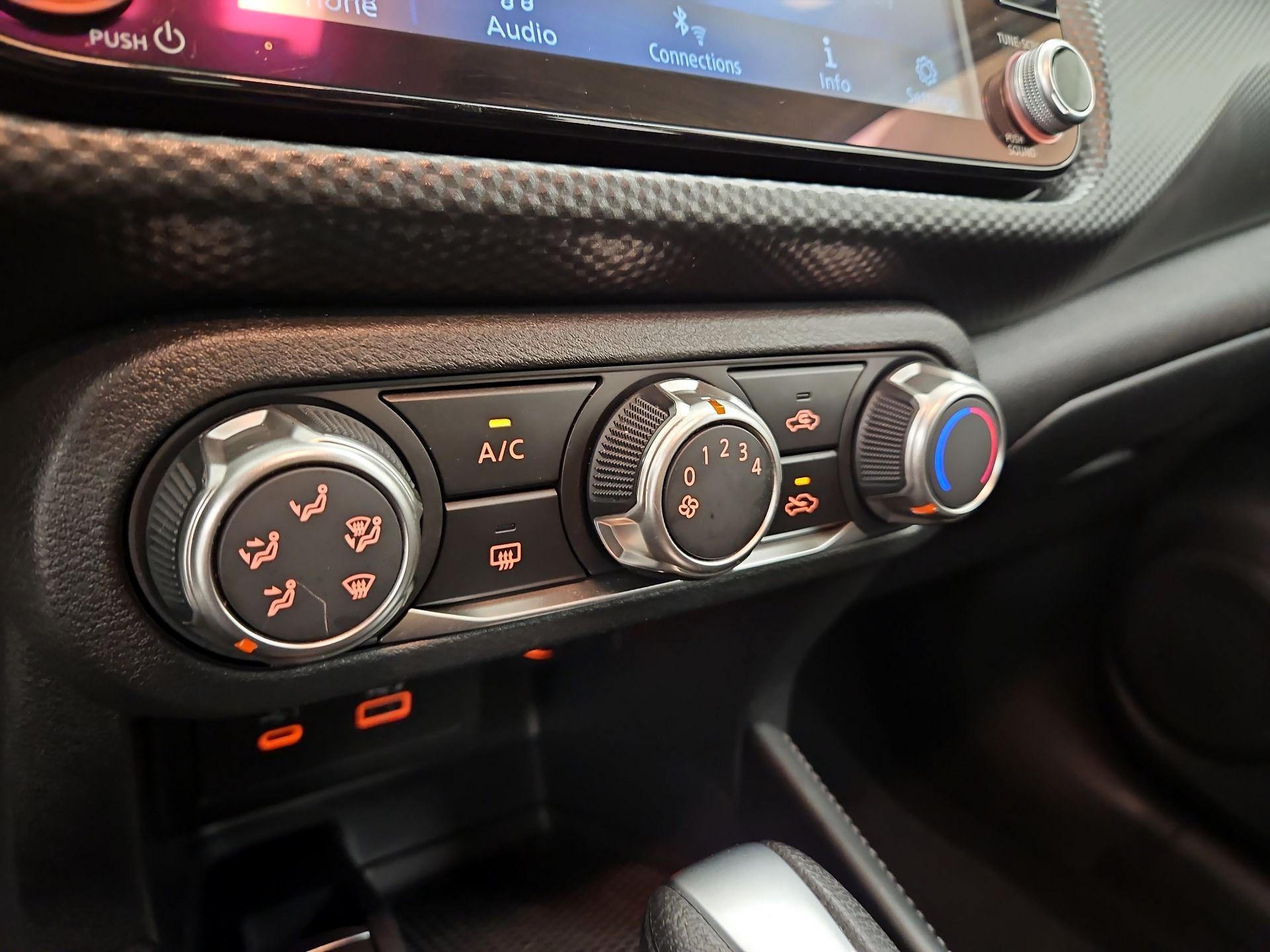 Thumbnail: 2023 Nissan Kicks - 15