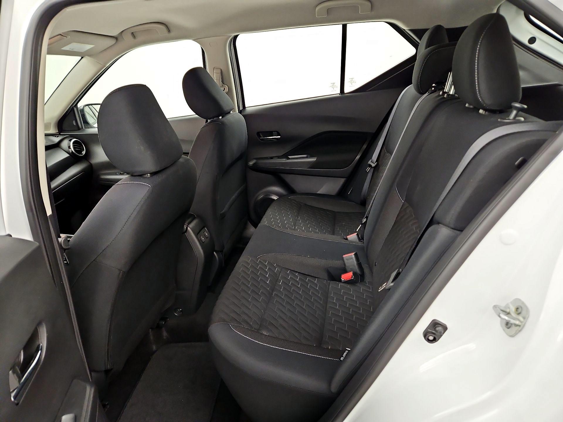 Thumbnail: 2023 Nissan Kicks - 18