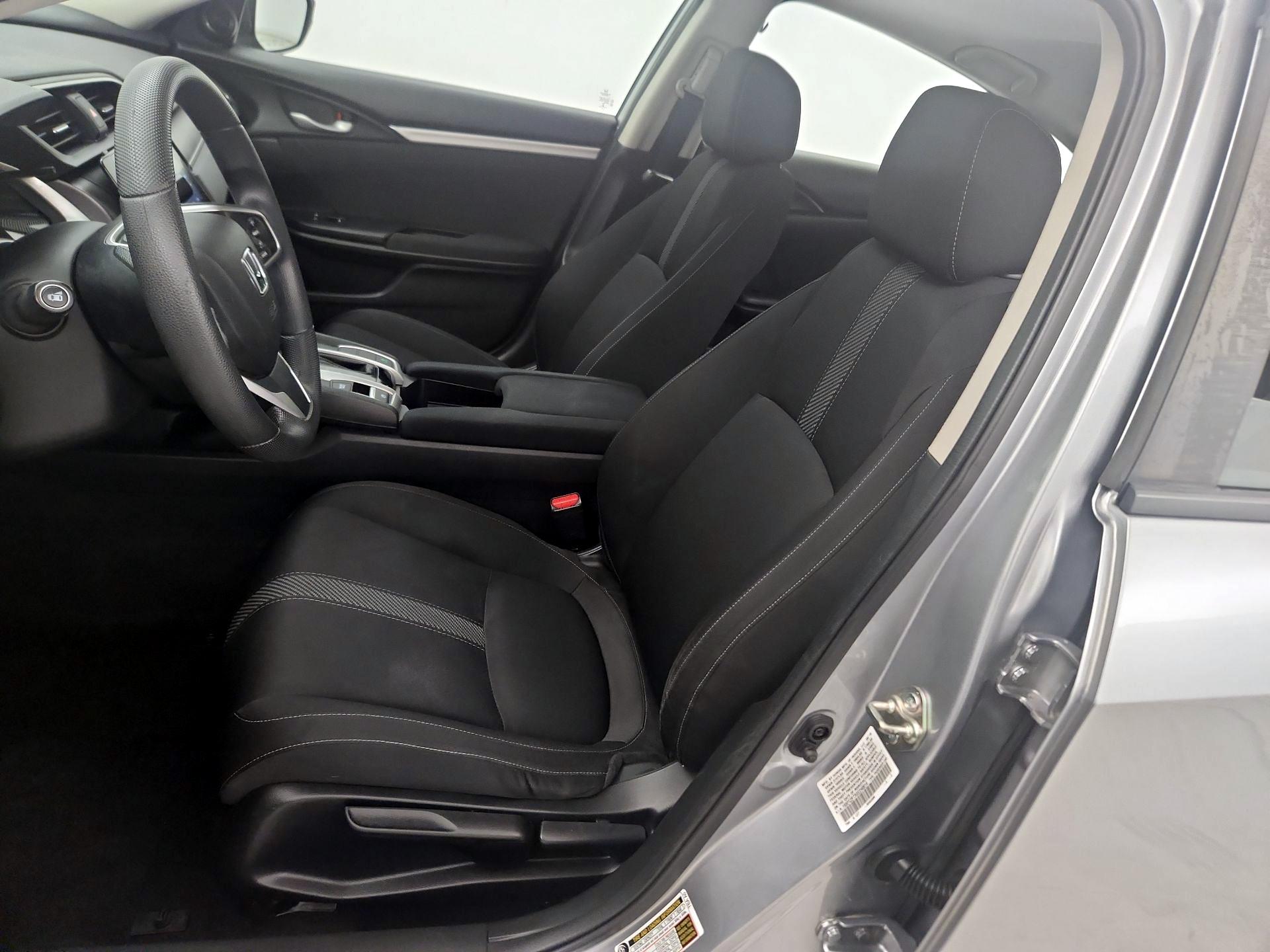 Thumbnail: 2016 Honda Civic - 11