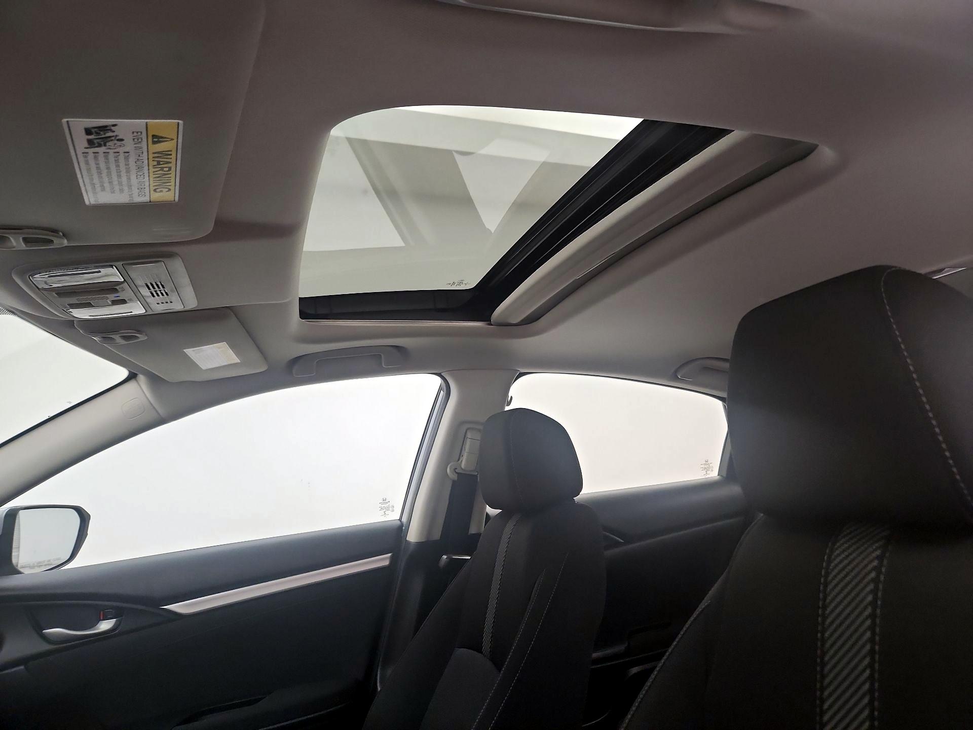 Thumbnail: 2016 Honda Civic - 19