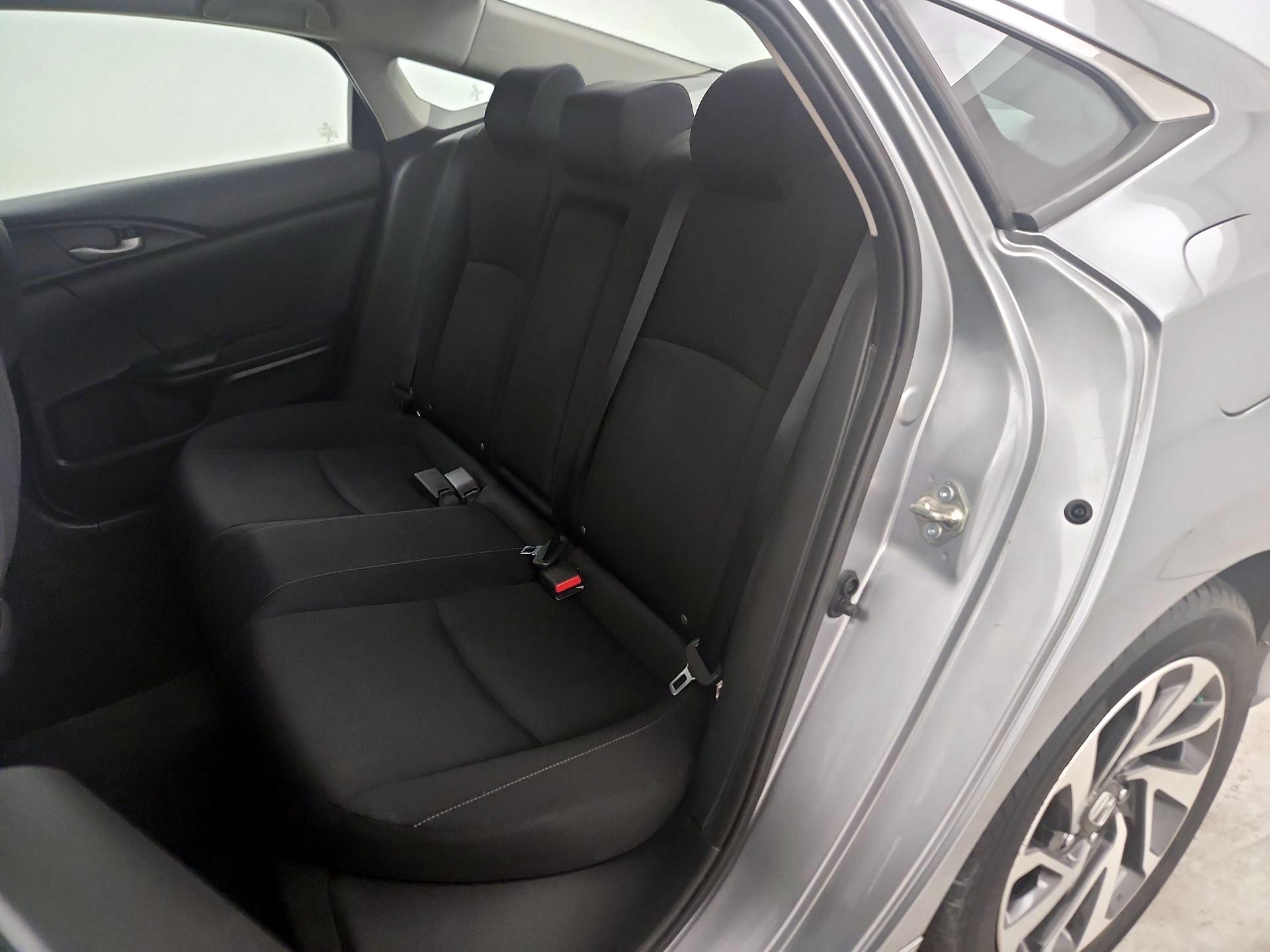 Thumbnail: 2016 Honda Civic - 20