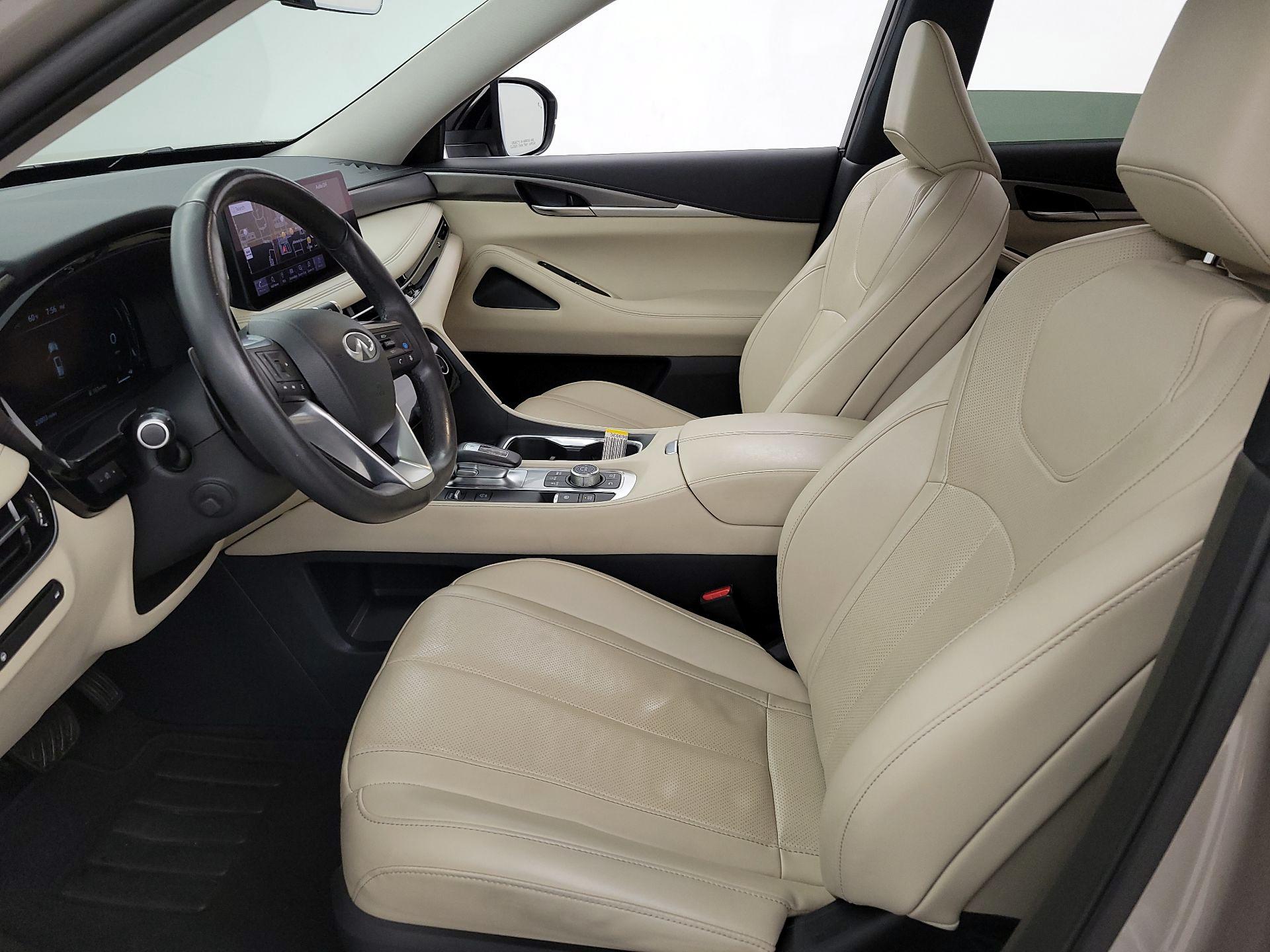 Thumbnail: 2023 INFINITI QX60 - 11