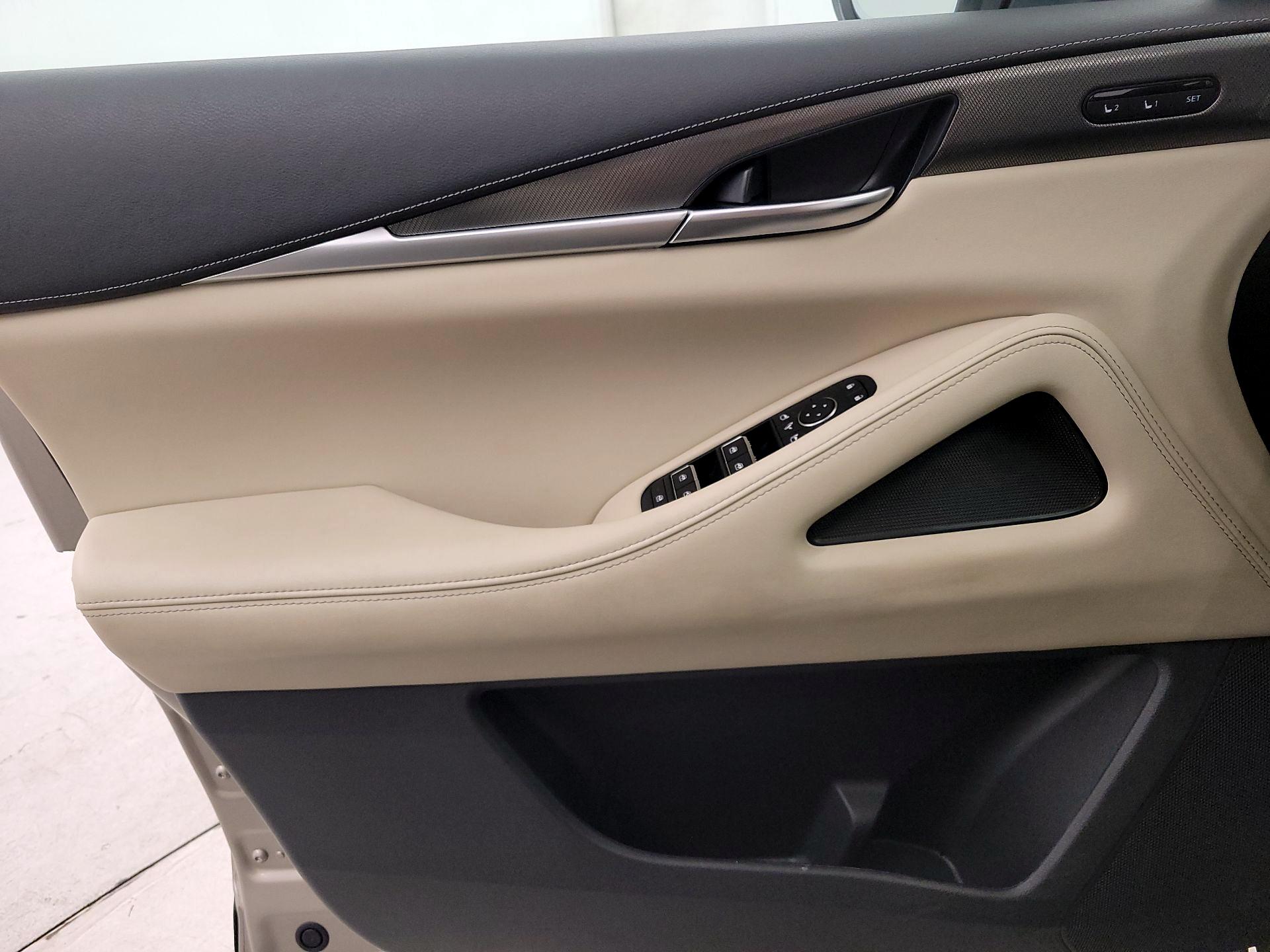 Thumbnail: 2023 INFINITI QX60 - 12