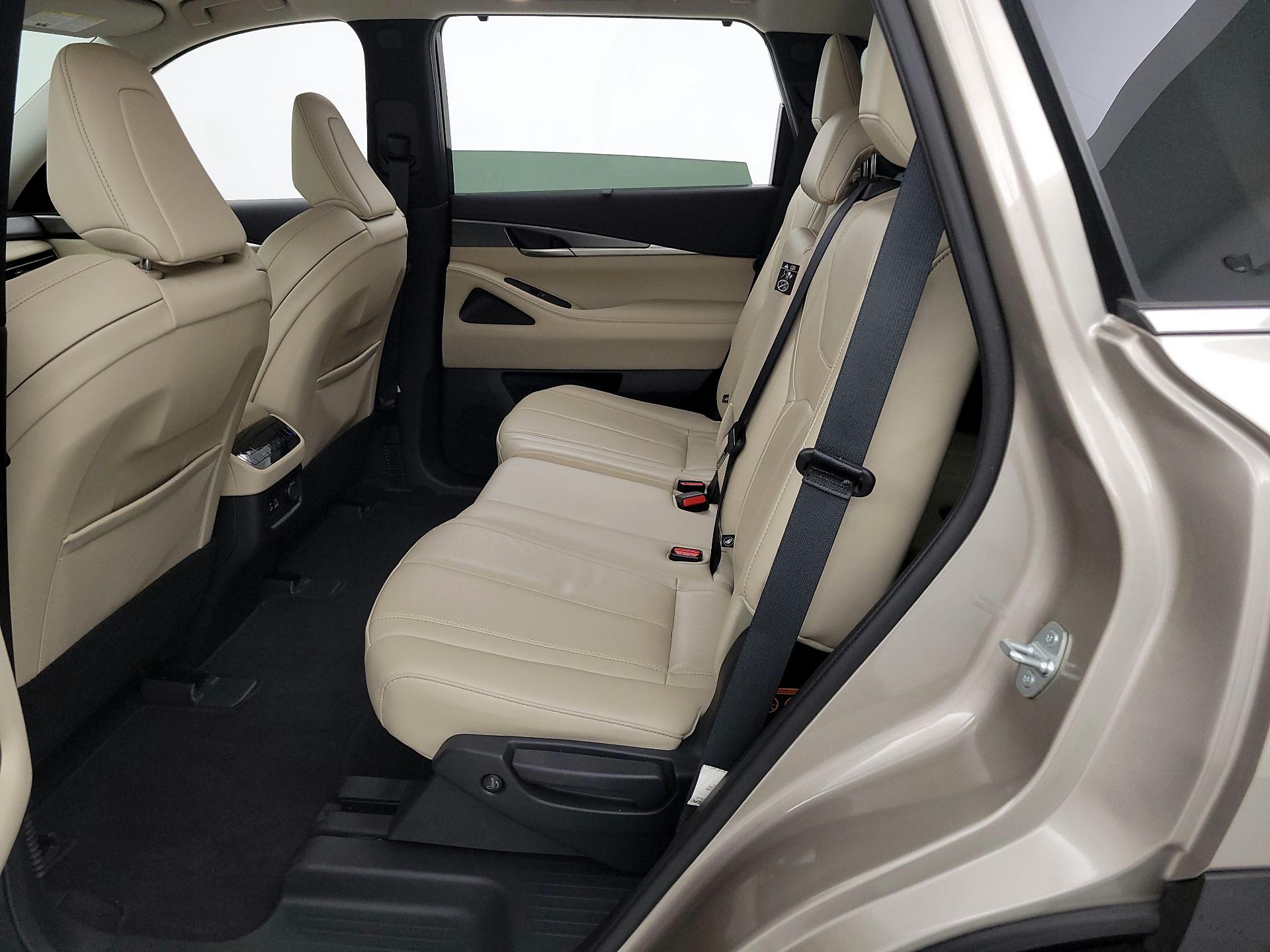 Thumbnail: 2023 INFINITI QX60 - 19