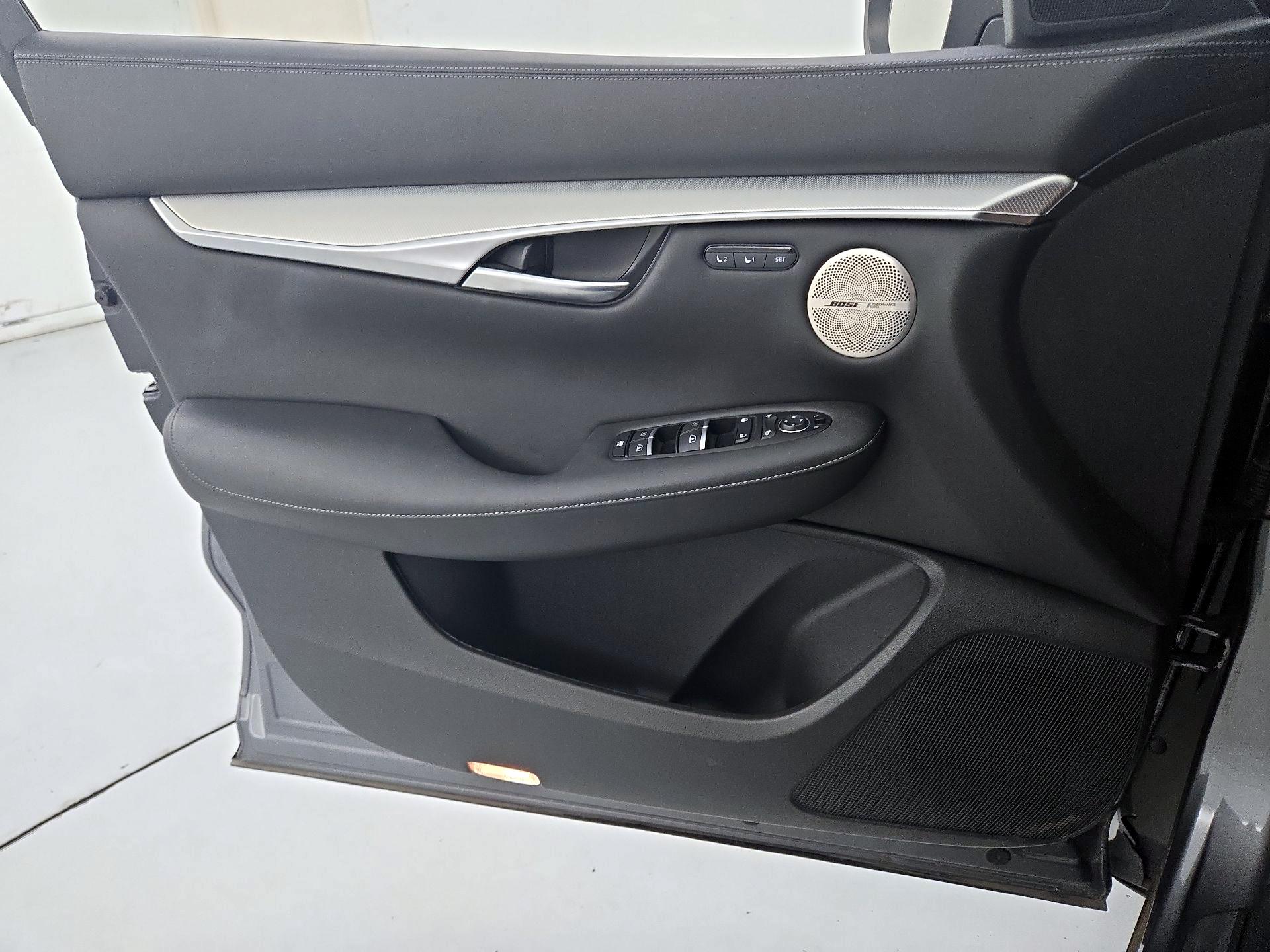 Thumbnail: 2022 INFINITI QX50 - 12