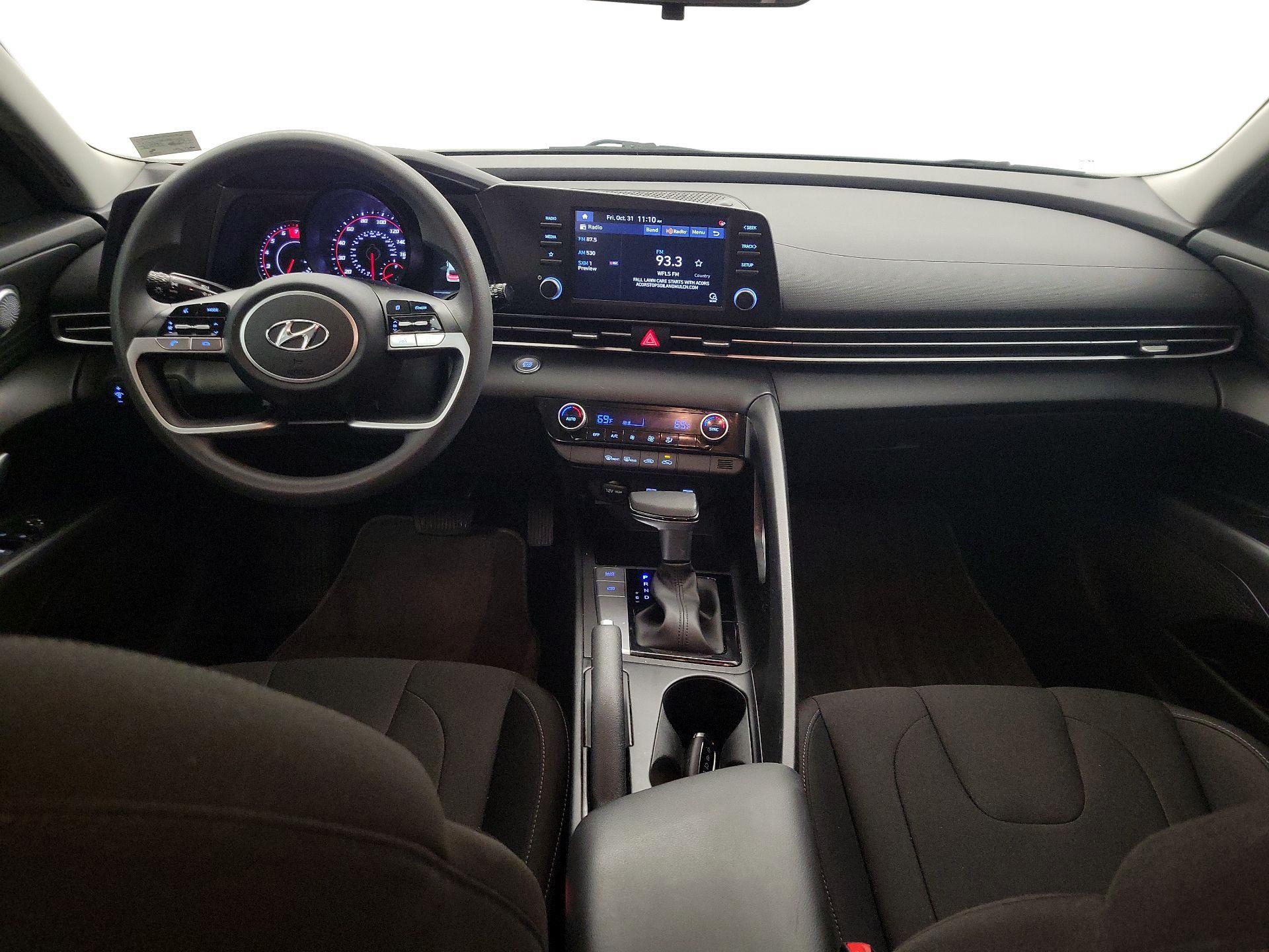 Thumbnail: 2023 Hyundai Elantra - 9