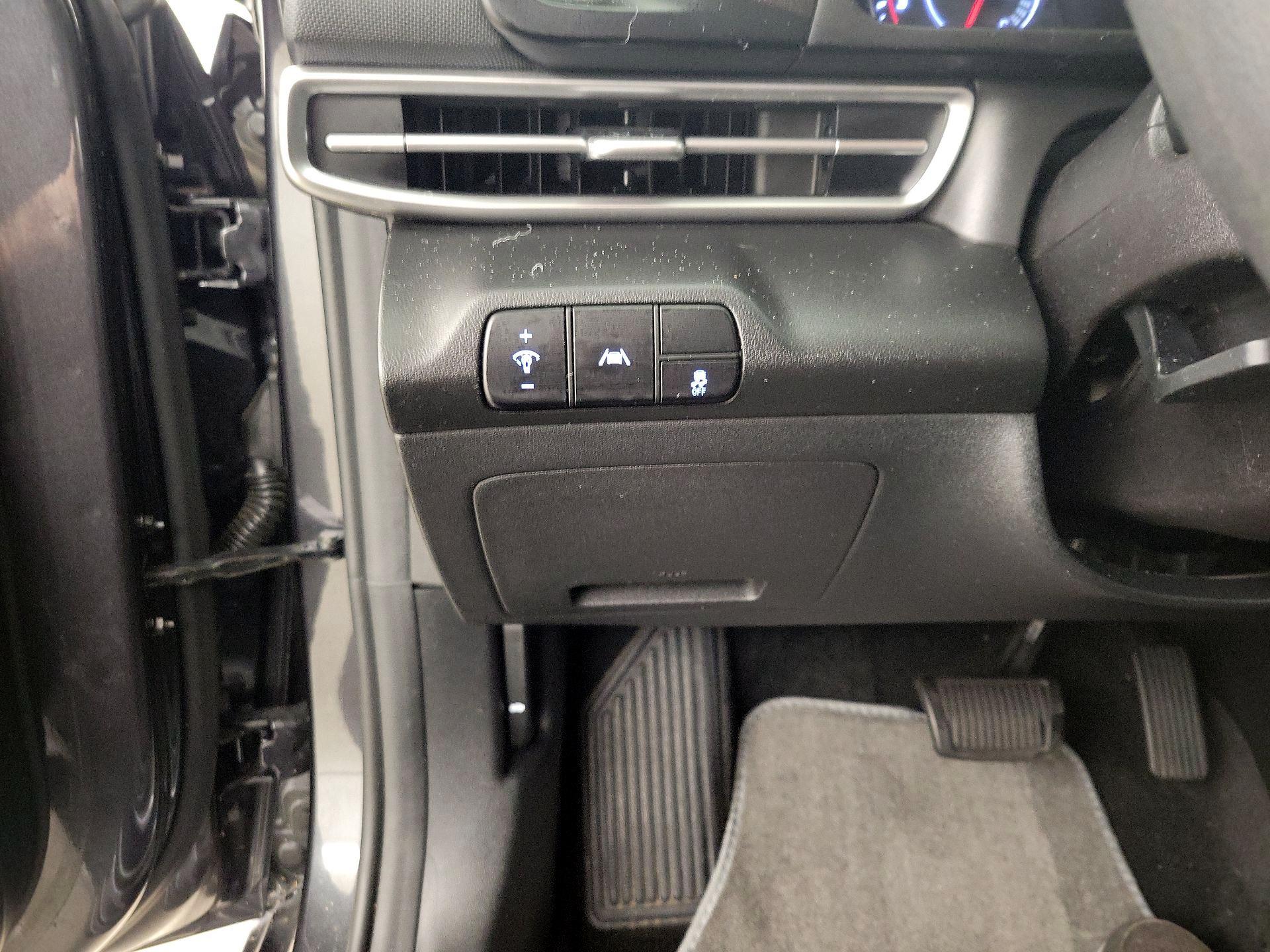 Thumbnail: 2023 Hyundai Elantra - 13