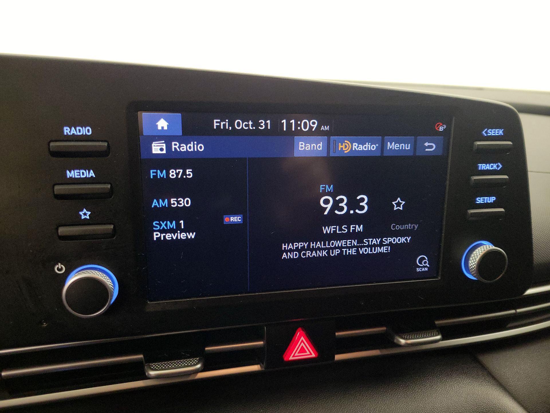 Thumbnail: 2023 Hyundai Elantra - 15