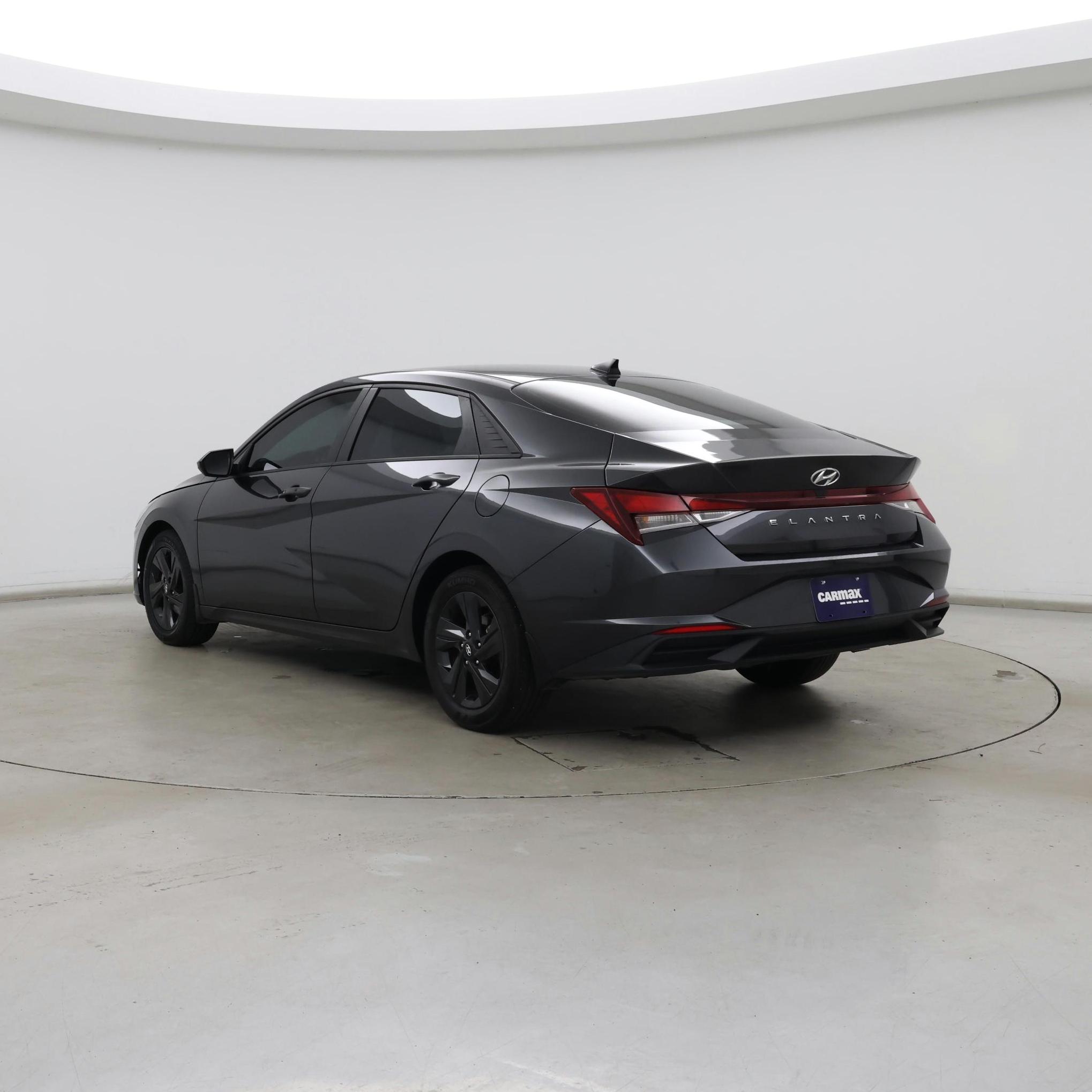 Thumbnail: 2023 Hyundai Elantra - 2