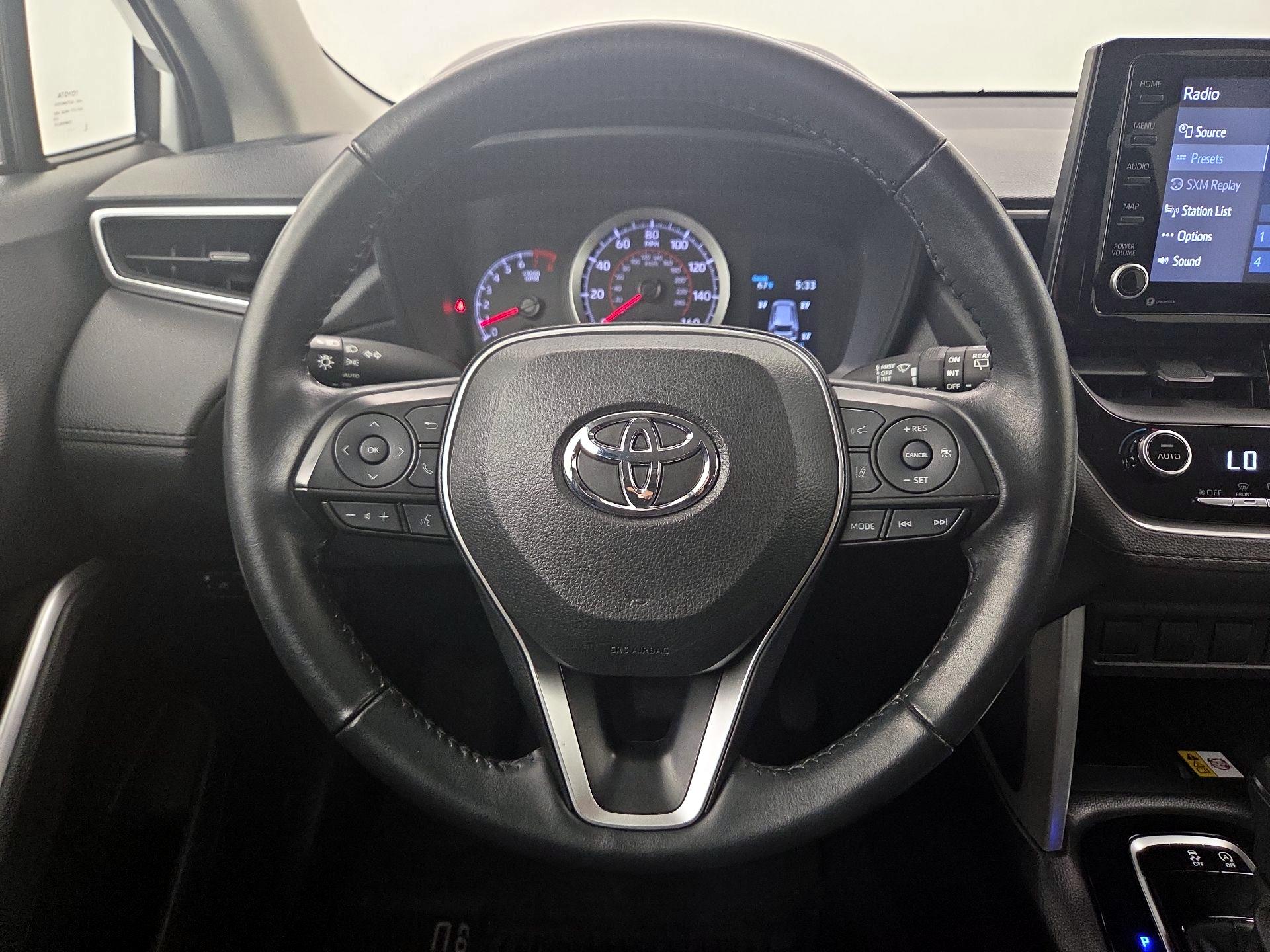 Thumbnail: 2022 Toyota Corolla Cross - 10