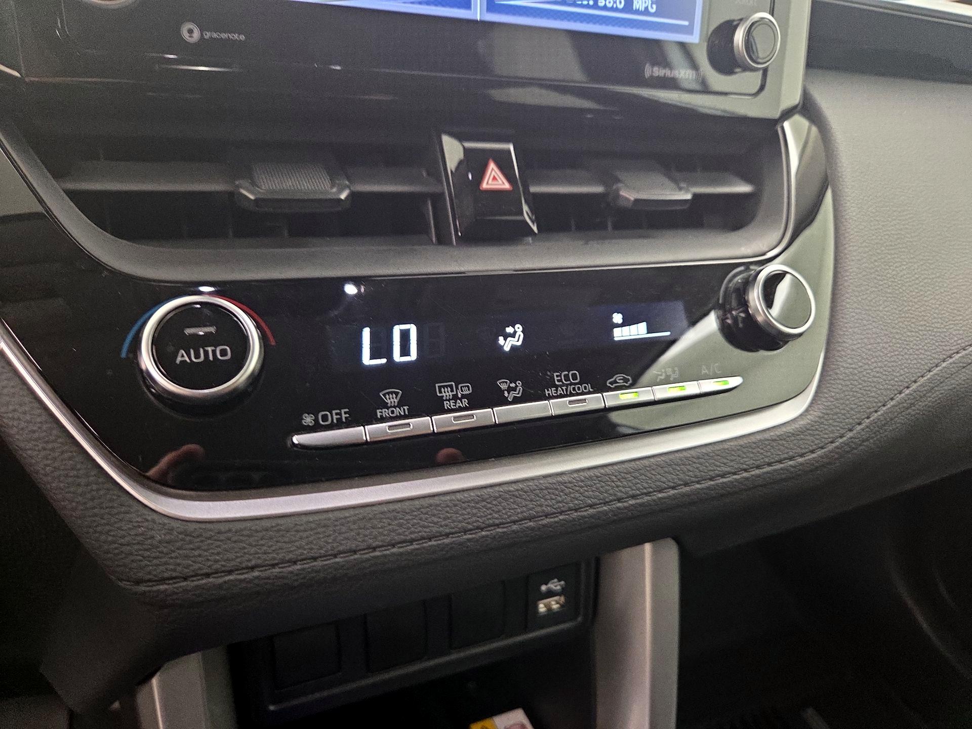 Thumbnail: 2022 Toyota Corolla Cross - 16