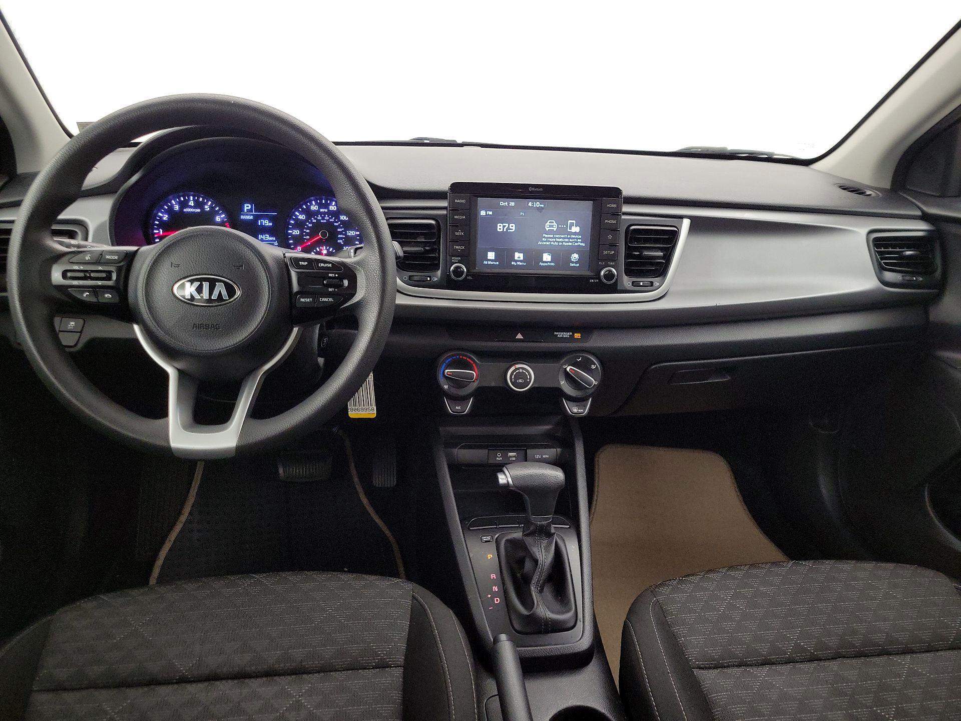 Thumbnail: 2019 Kia Rio - 9