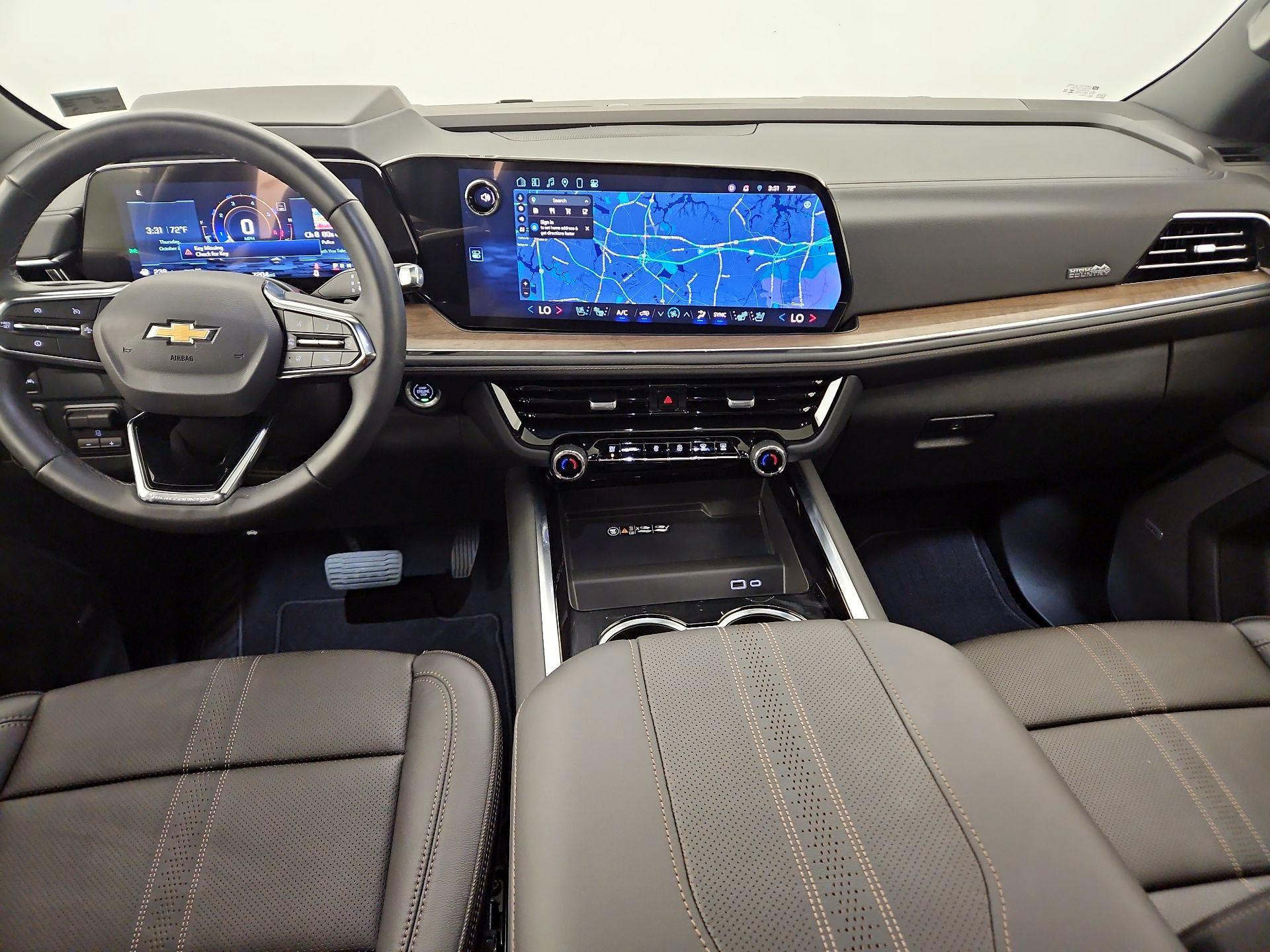 Thumbnail: 2025 Chevrolet Suburban - 9