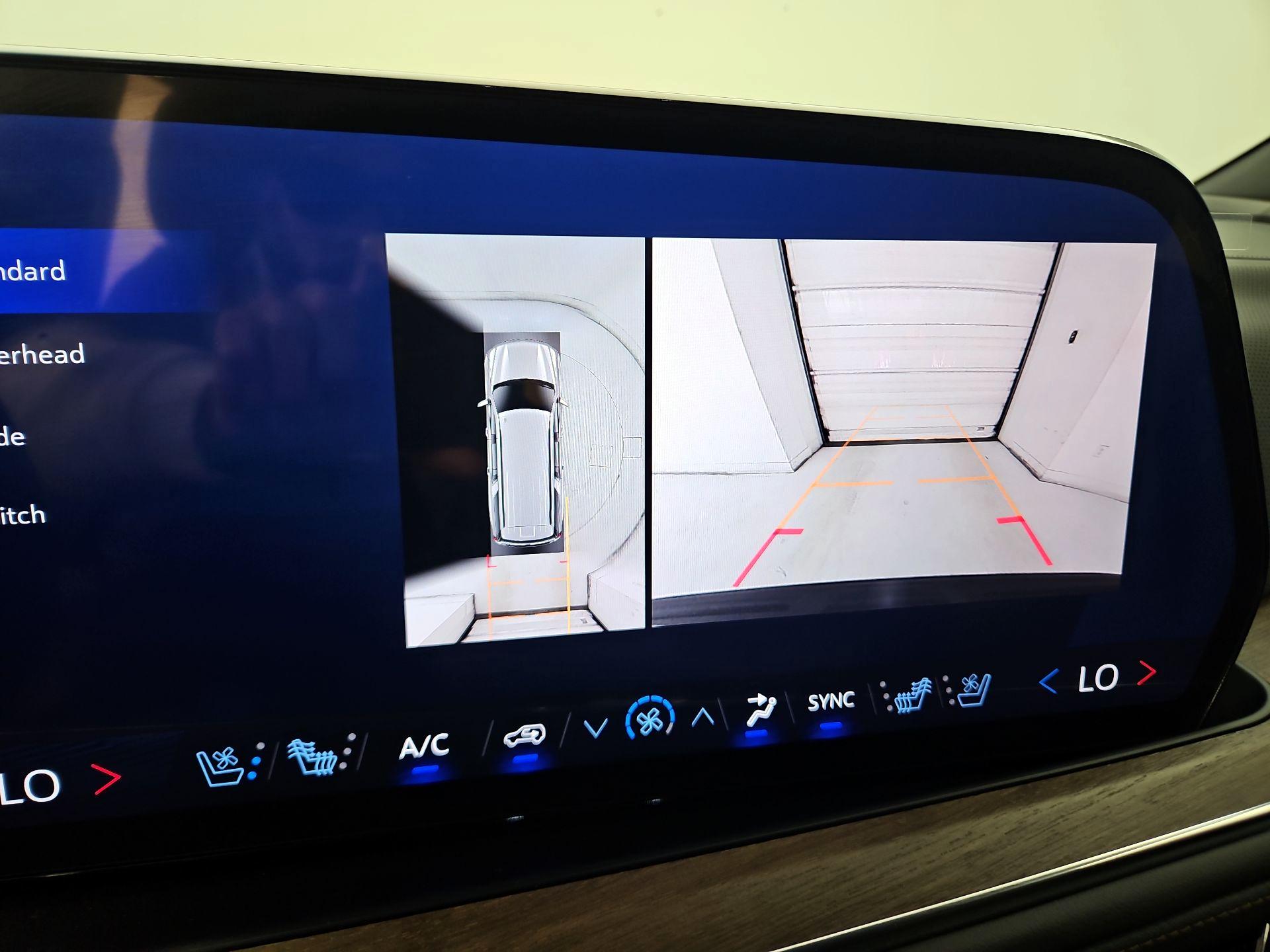 Thumbnail: 2025 Chevrolet Suburban - 15