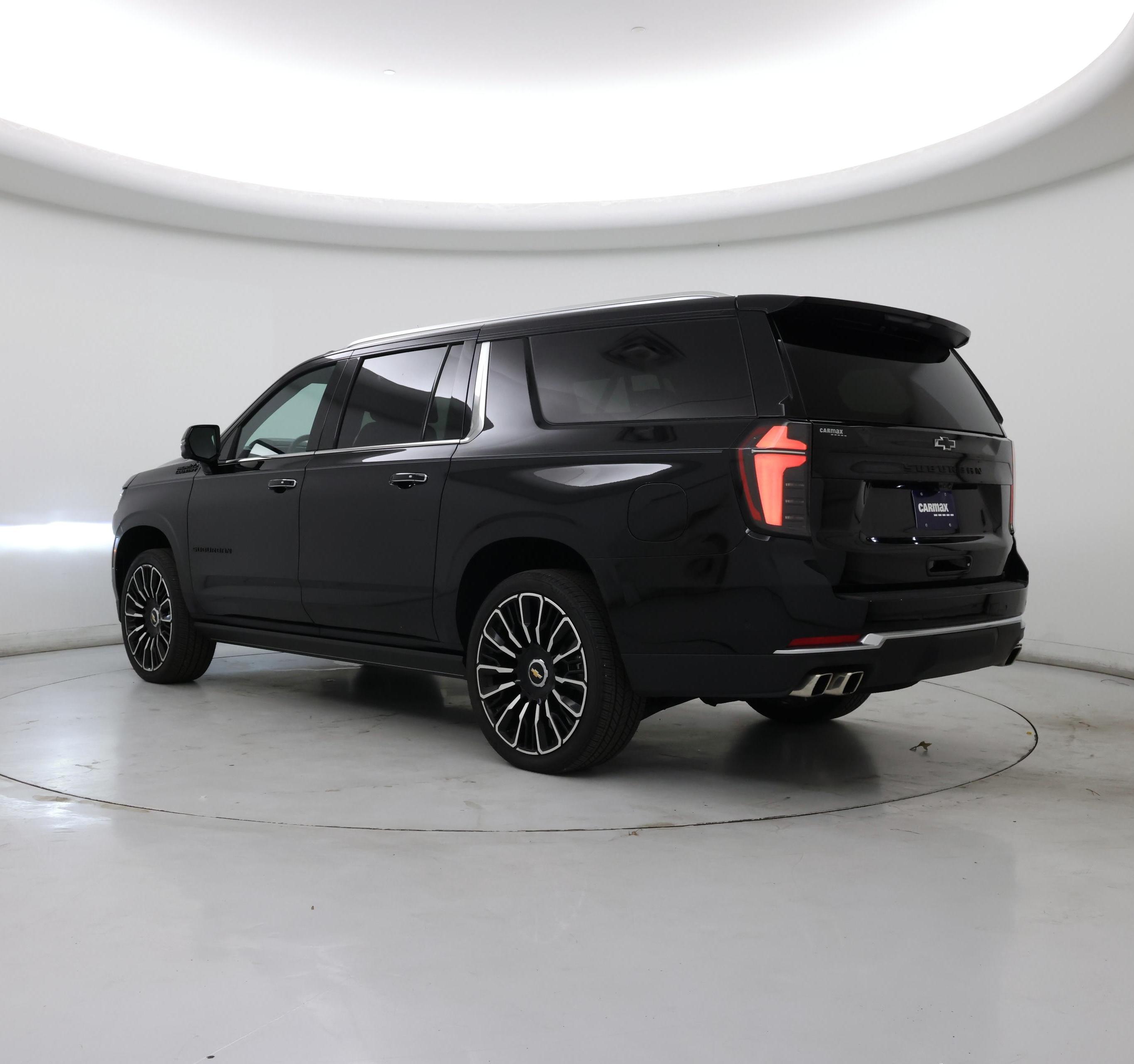 Thumbnail: 2025 Chevrolet Suburban - 2