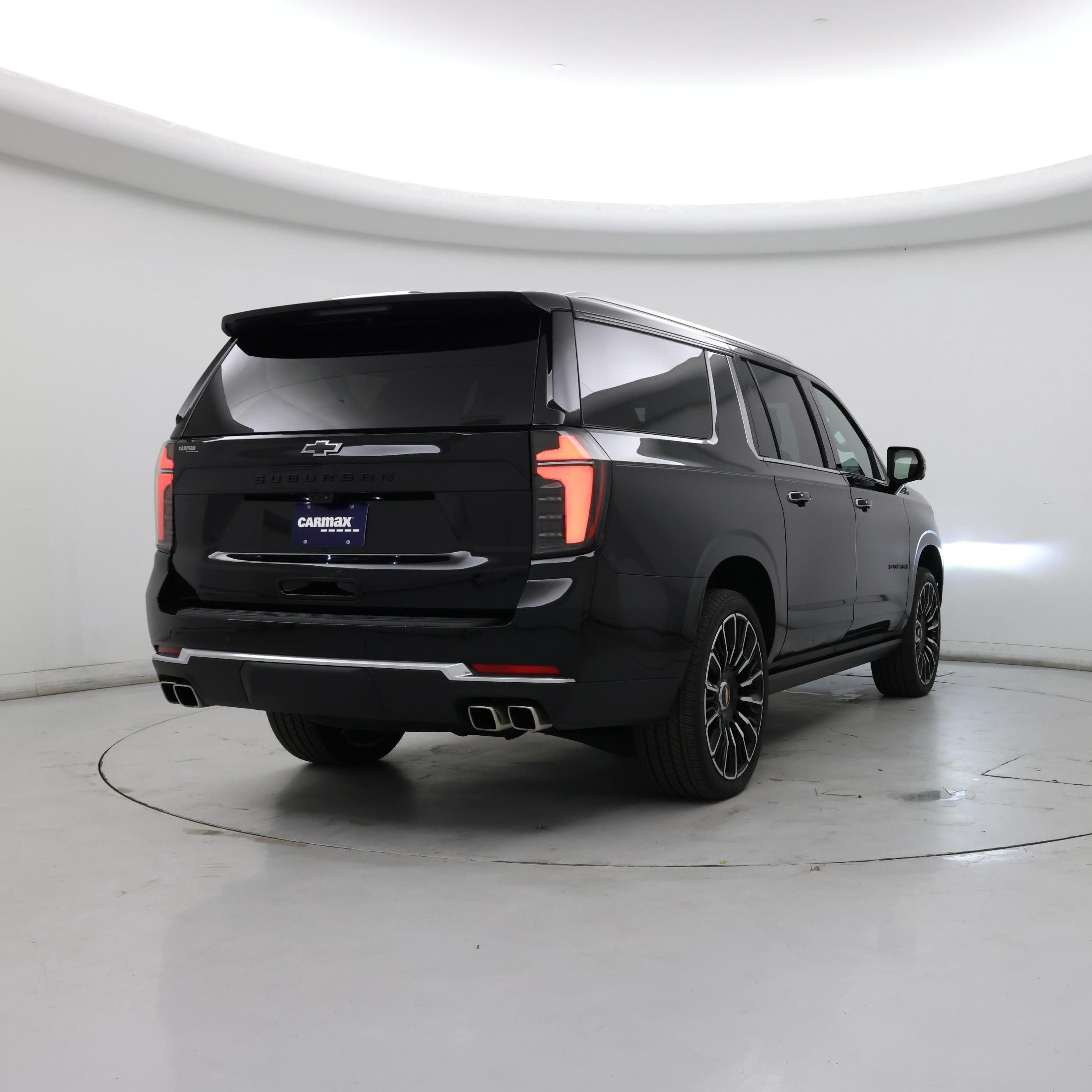 Thumbnail: 2025 Chevrolet Suburban - 8