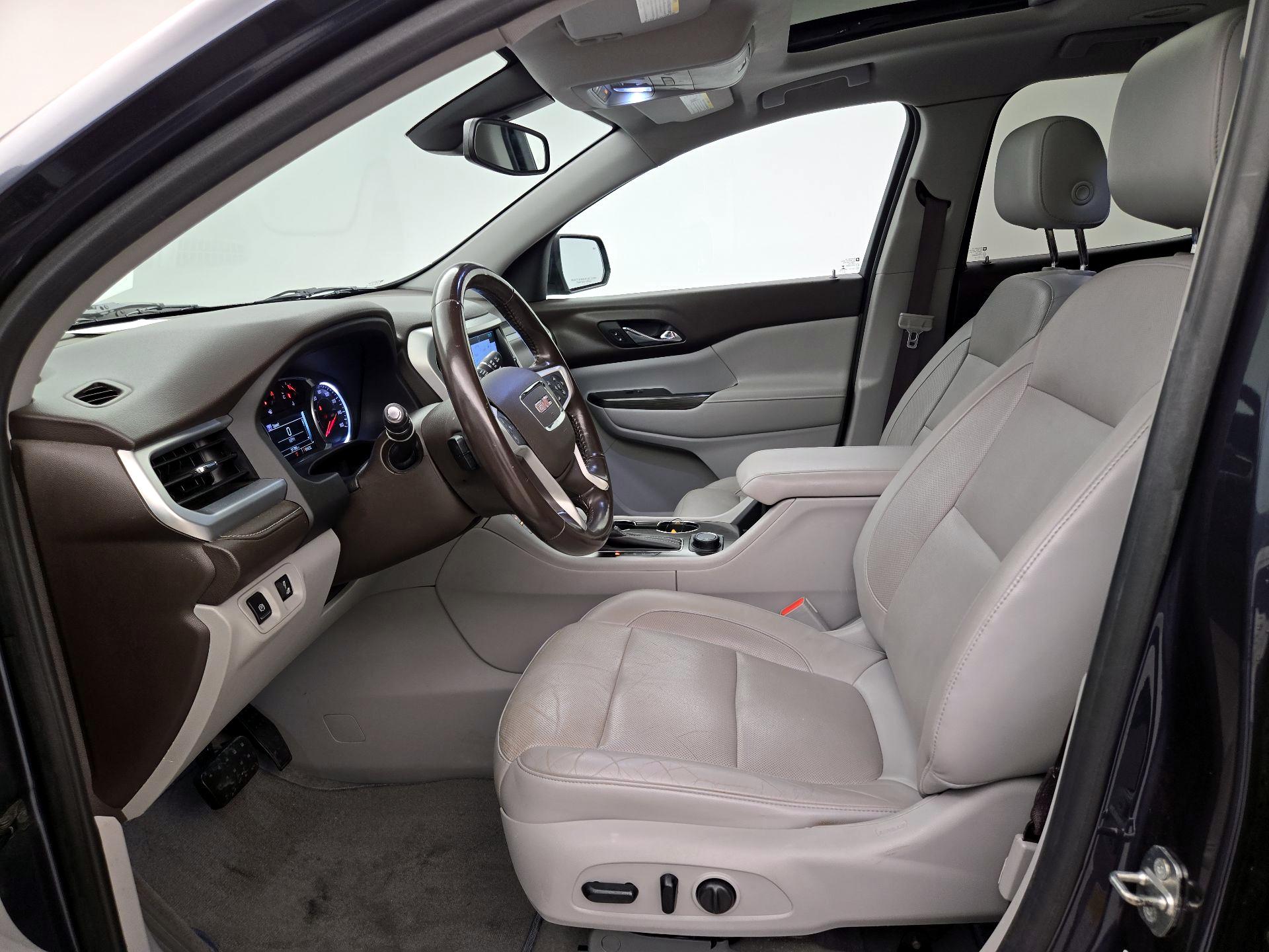 Thumbnail: 2018 GMC Acadia - 11