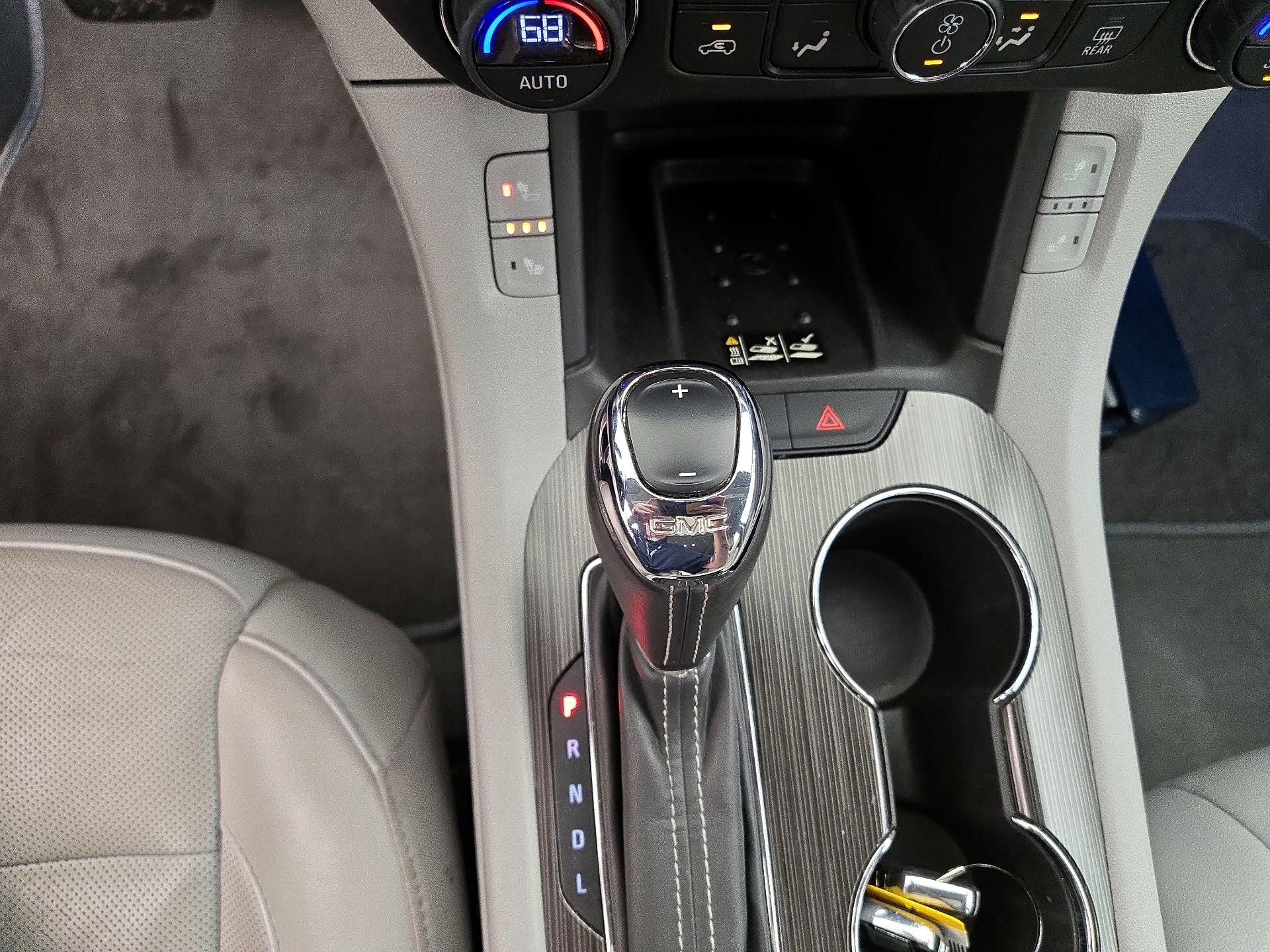 Thumbnail: 2018 GMC Acadia - 18