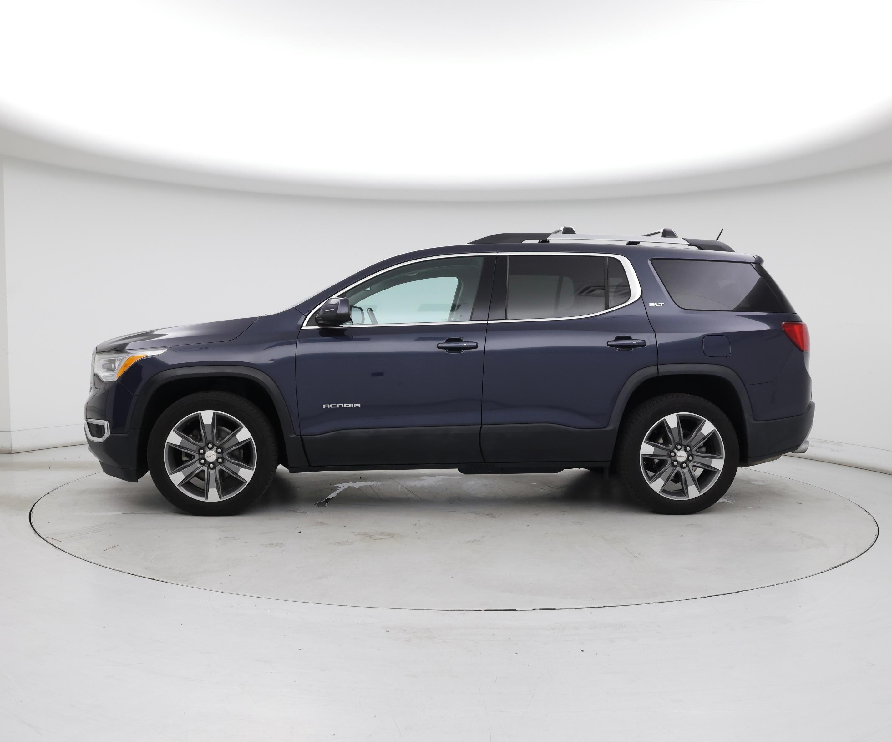 Thumbnail: 2018 GMC Acadia - 3
