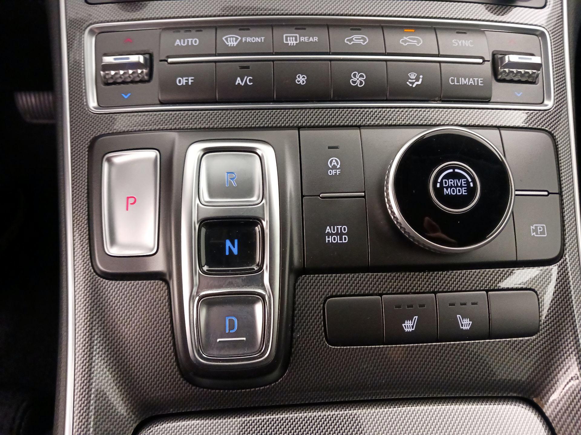 Thumbnail: 2023 Hyundai Santa Fe - 18