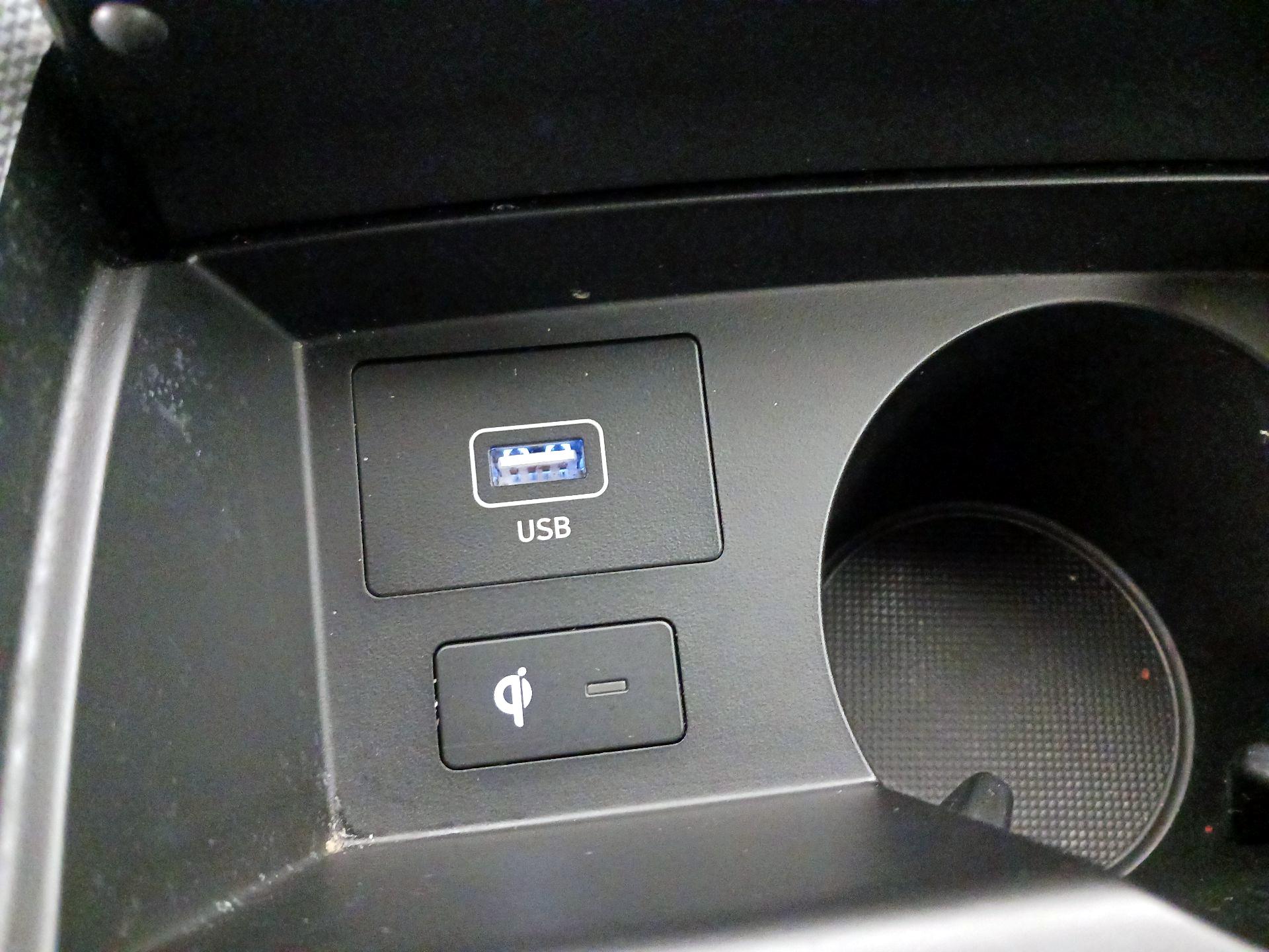 Thumbnail: 2023 Hyundai Santa Fe - 19