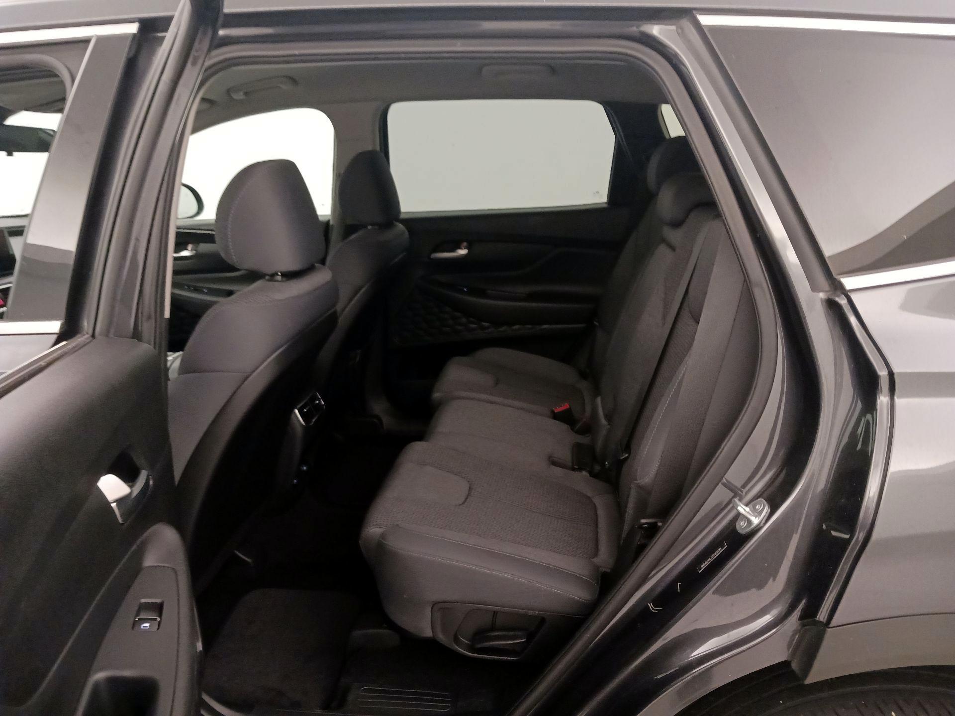 Thumbnail: 2023 Hyundai Santa Fe - 20