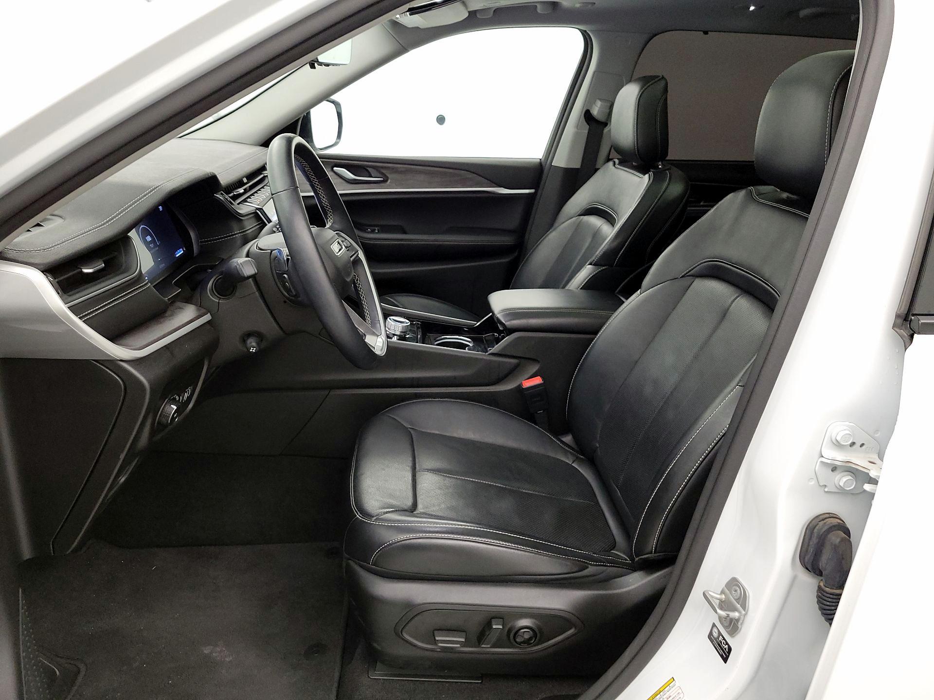 Thumbnail: 2021 Jeep Grand Cherokee L - 11