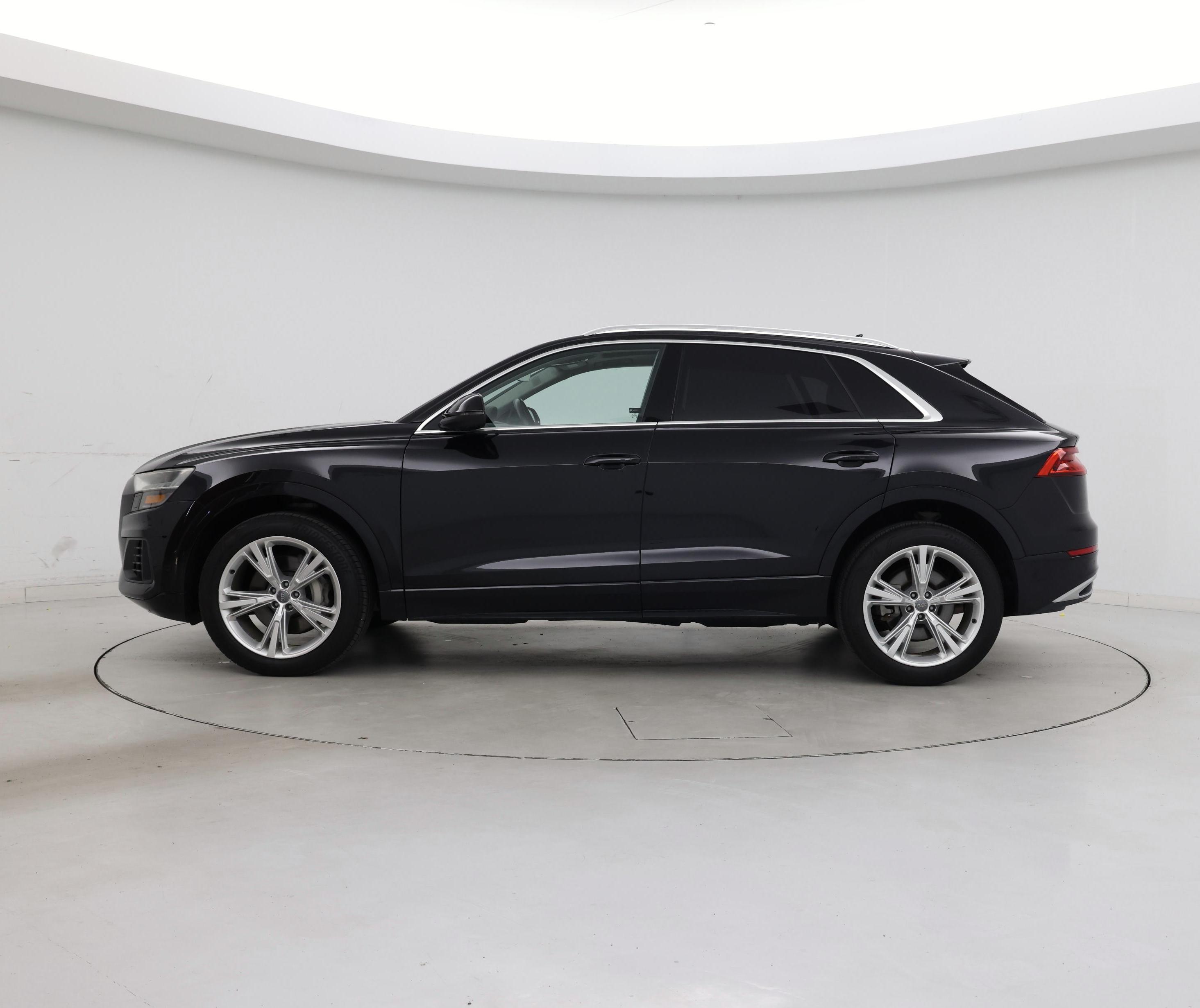 Thumbnail: 2020 Audi Q8 - 3