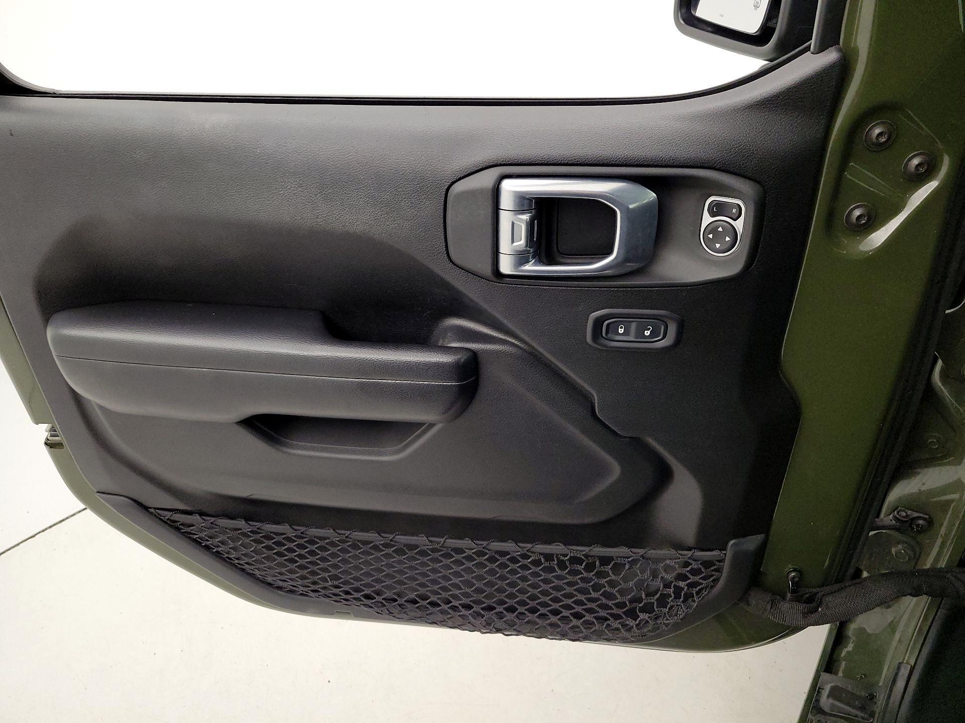 Thumbnail: 2021 Jeep Wrangler - 12