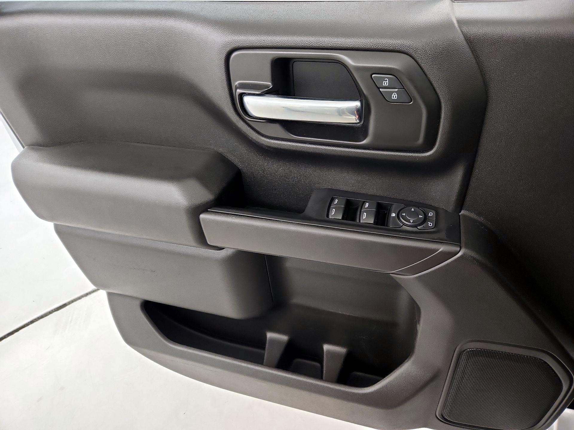 Thumbnail: 2022 Chevrolet Silverado 1500 - 12