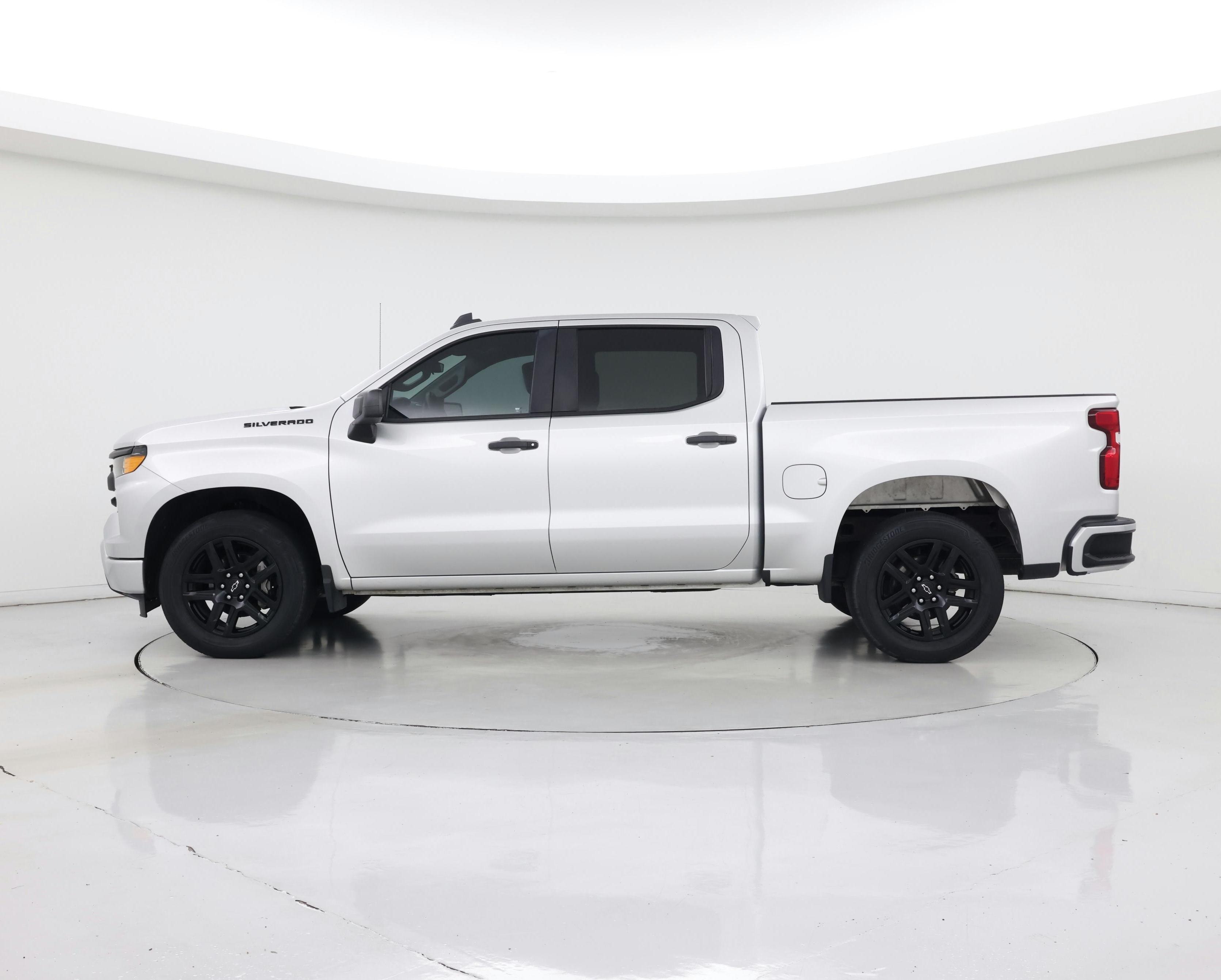Thumbnail: 2022 Chevrolet Silverado 1500 - 3