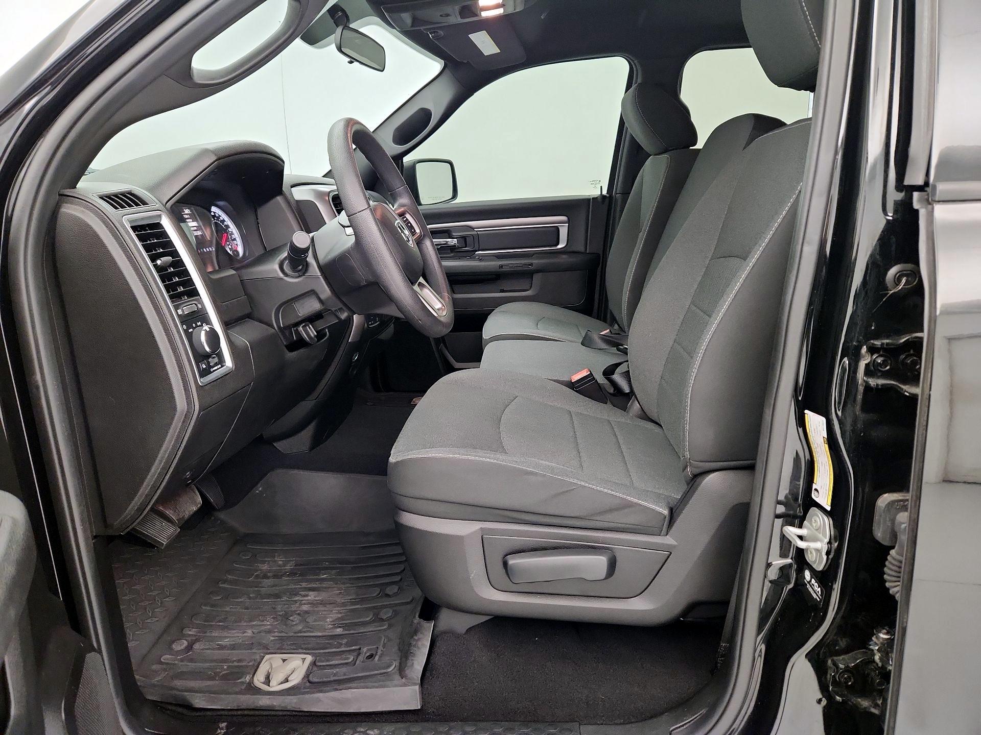 Thumbnail: 2022 RAM 1500 Classic - 11