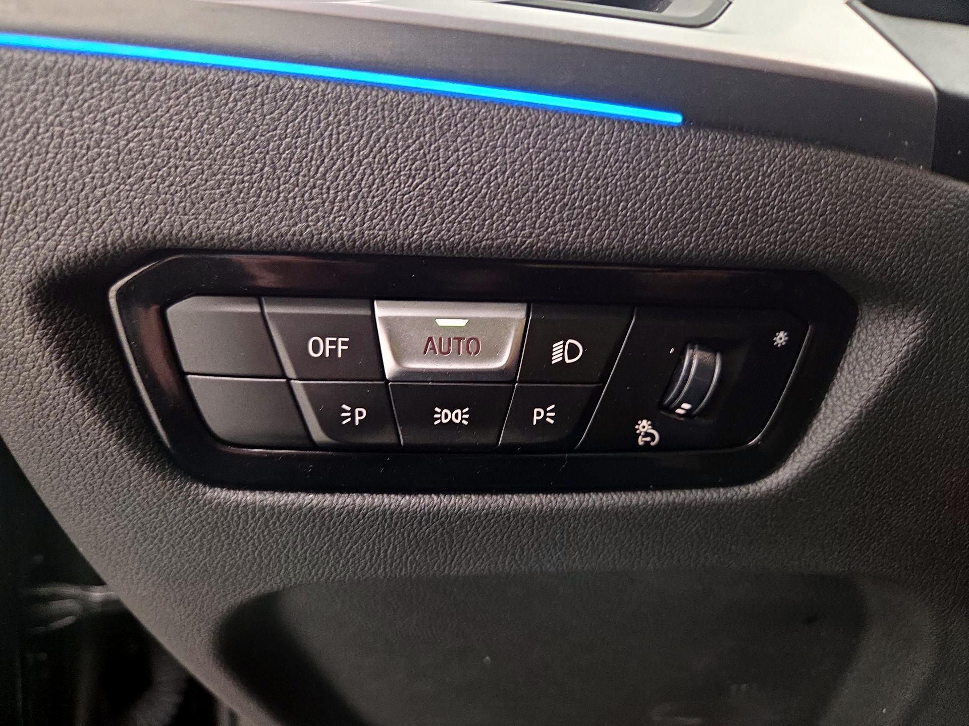 Thumbnail: 2023 BMW 3 Series - 13