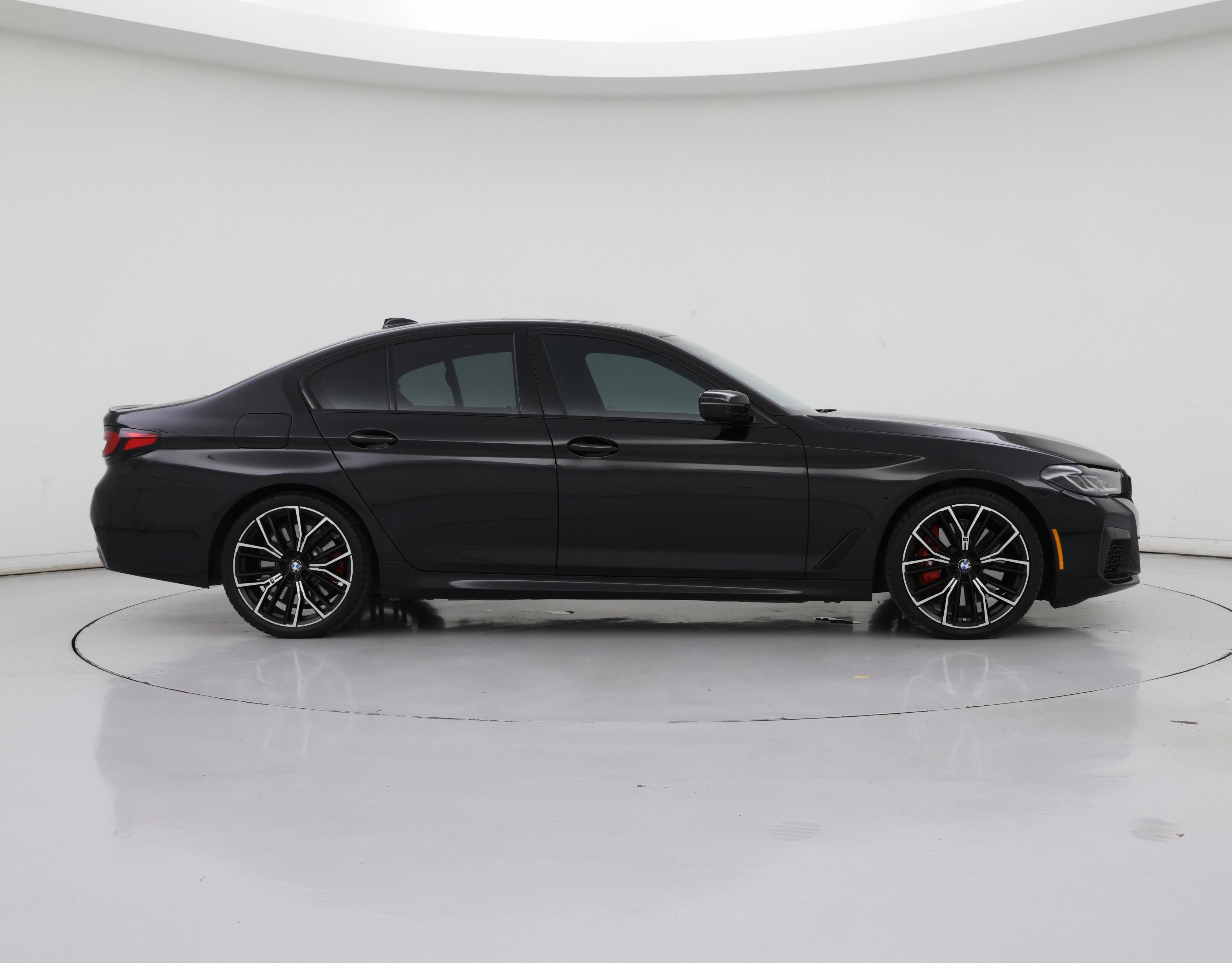 Thumbnail: 2023 BMW 5 Series - 7