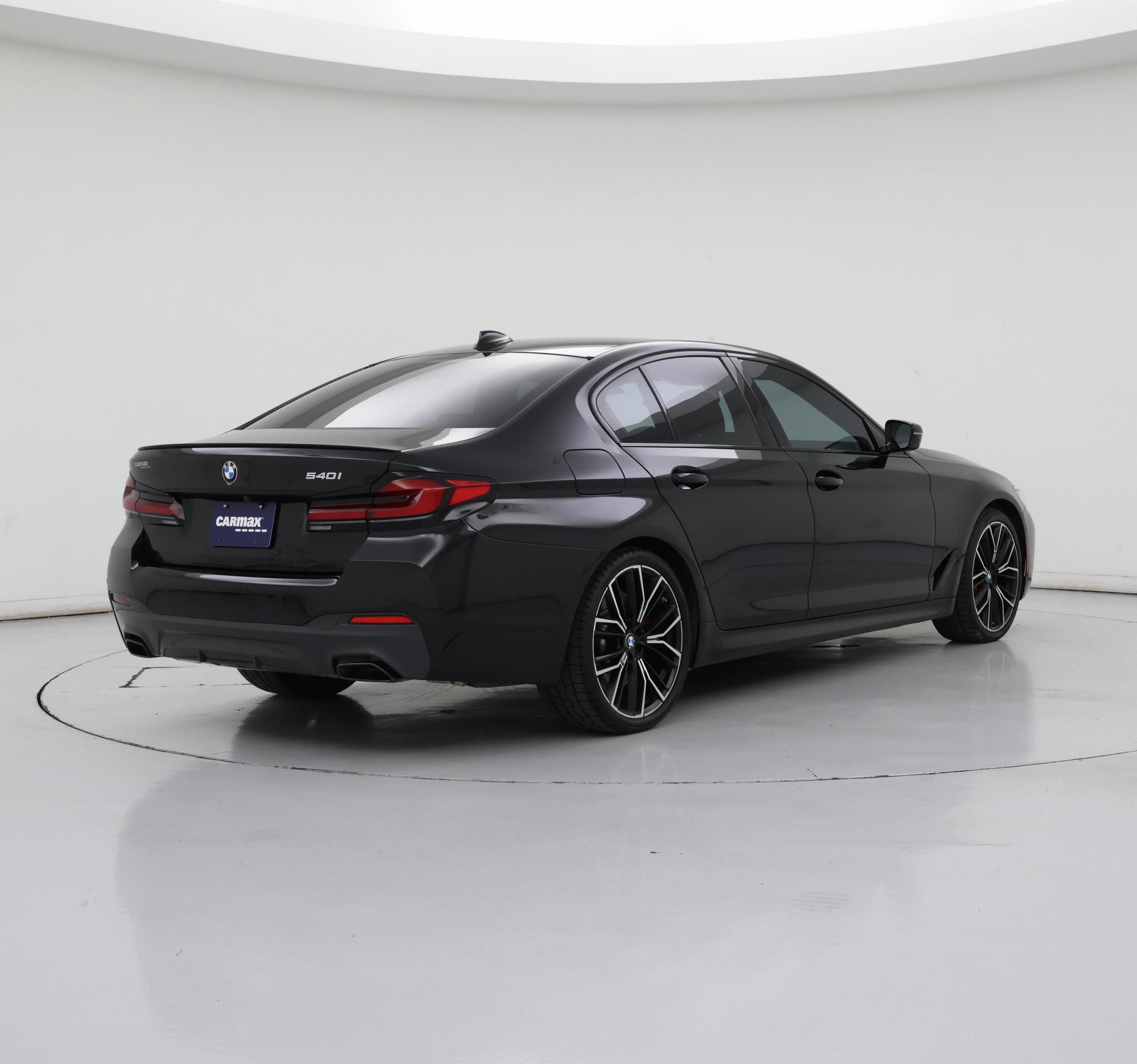Thumbnail: 2023 BMW 5 Series - 8