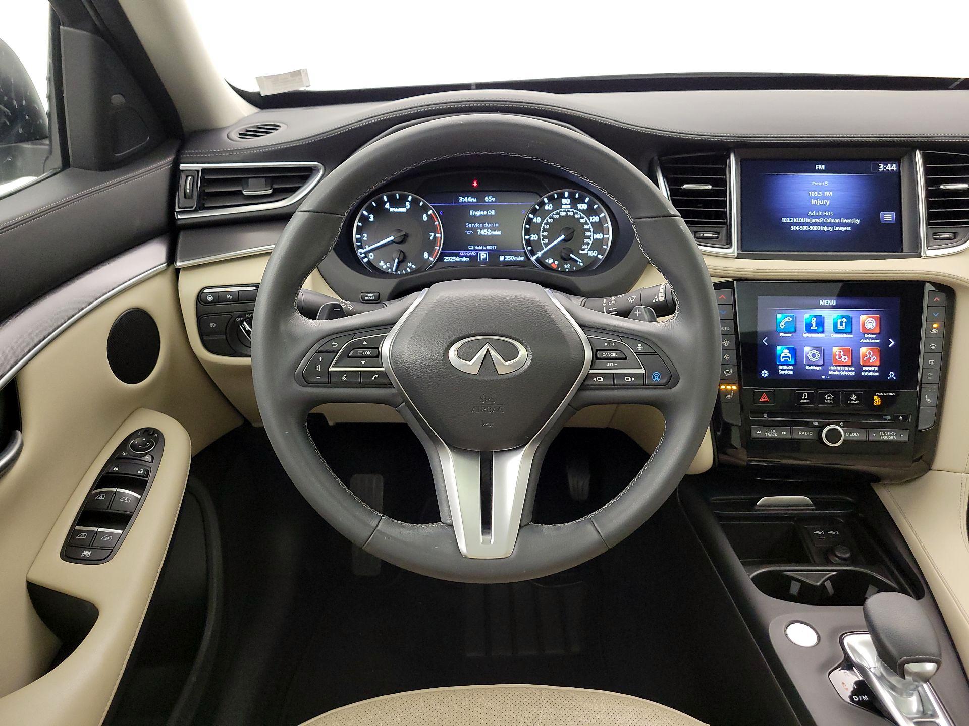 Thumbnail: 2022 INFINITI QX50 - 10