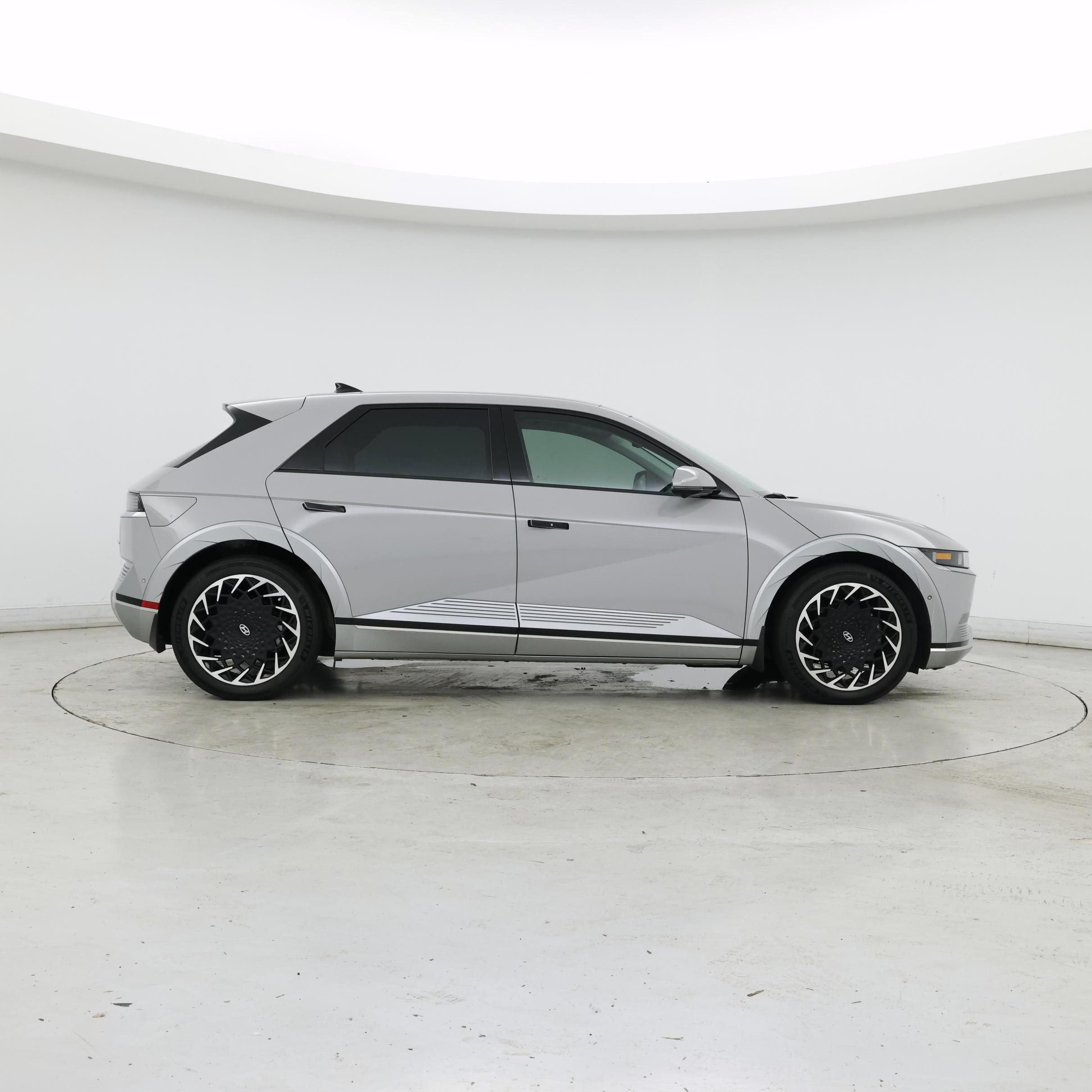 Thumbnail: 2024 Hyundai Ioniq 5 - 7