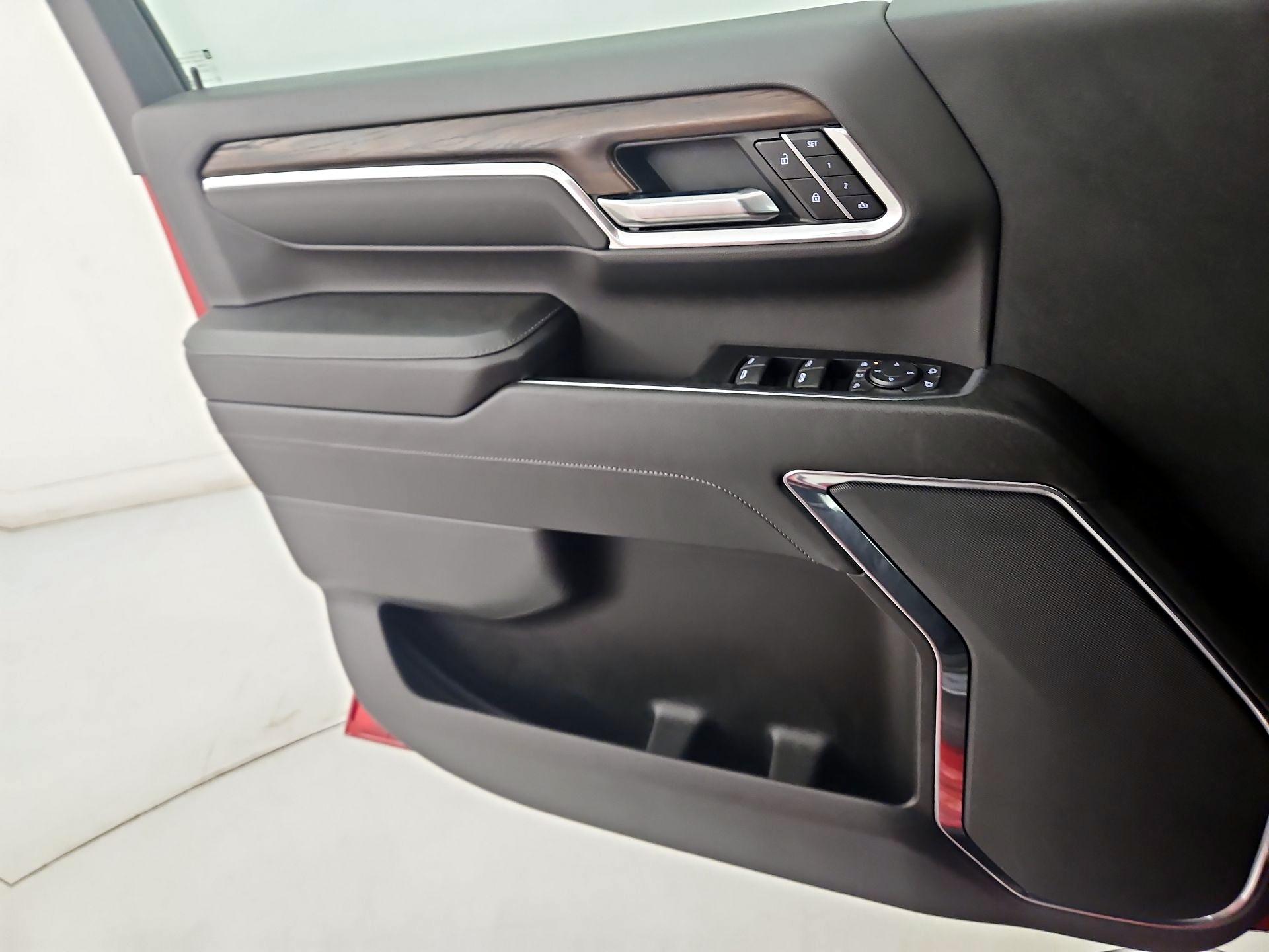 Thumbnail: 2024 GMC Sierra 2500 - 12