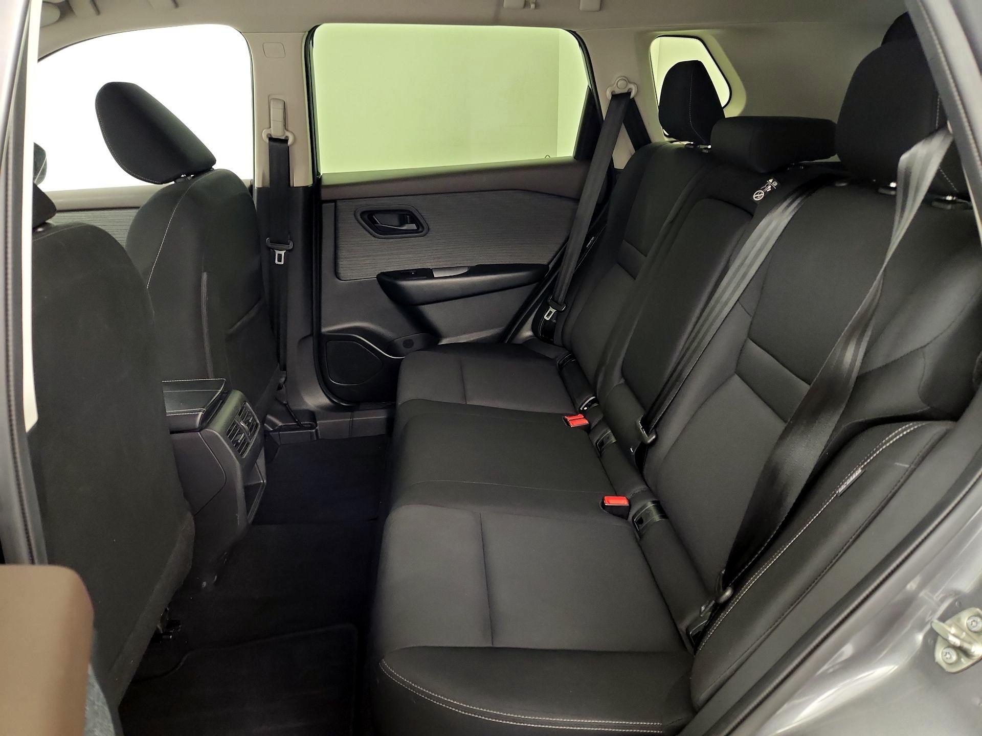 Thumbnail: 2023 Nissan Rogue - 19