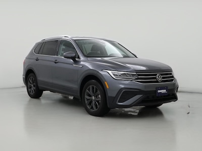 Gray 2023 Volkswagen Tiguan SE