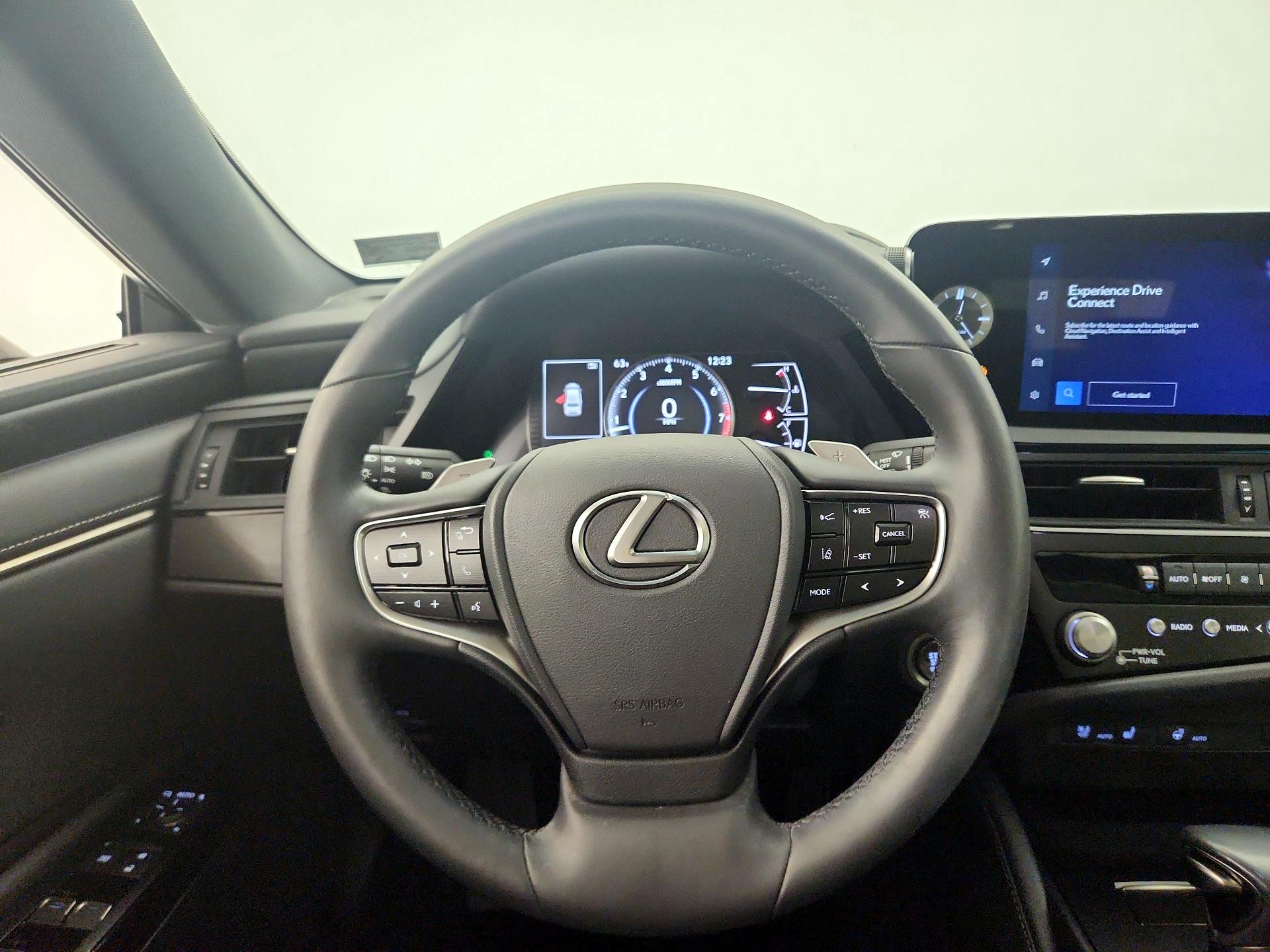 Thumbnail: 2023 Lexus ES - 10