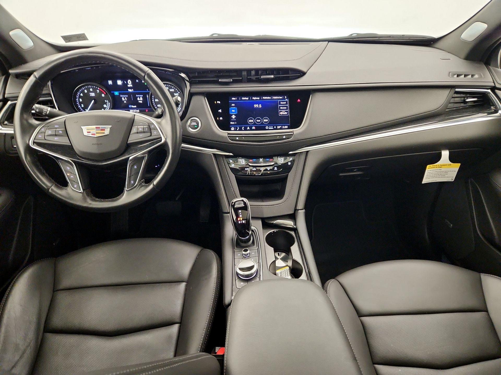 Thumbnail: 2023 Cadillac XT5 - 9